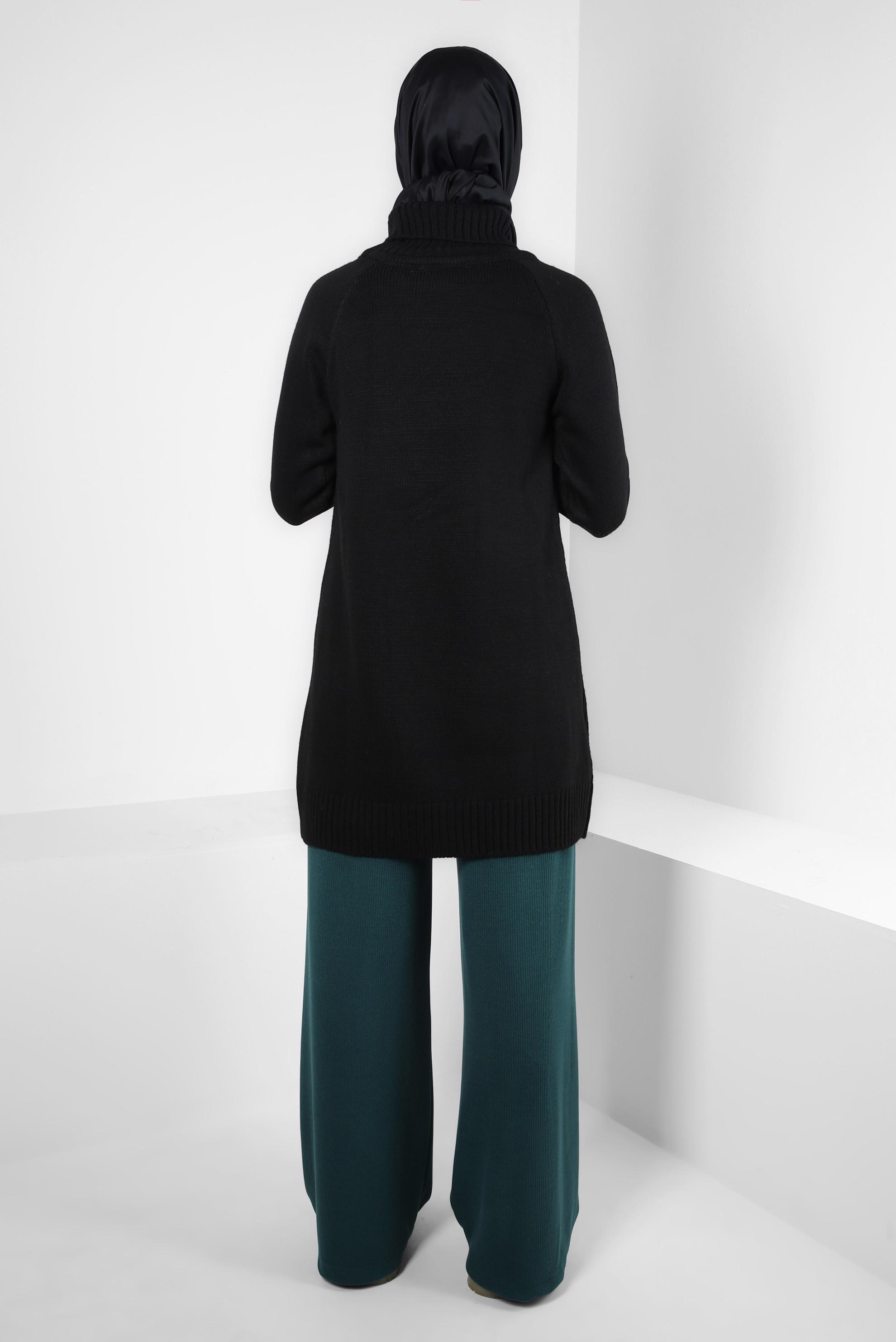 Tesettür giyim SİYAH BOĞAZLI YAKA TRİKO TUNİK 44061