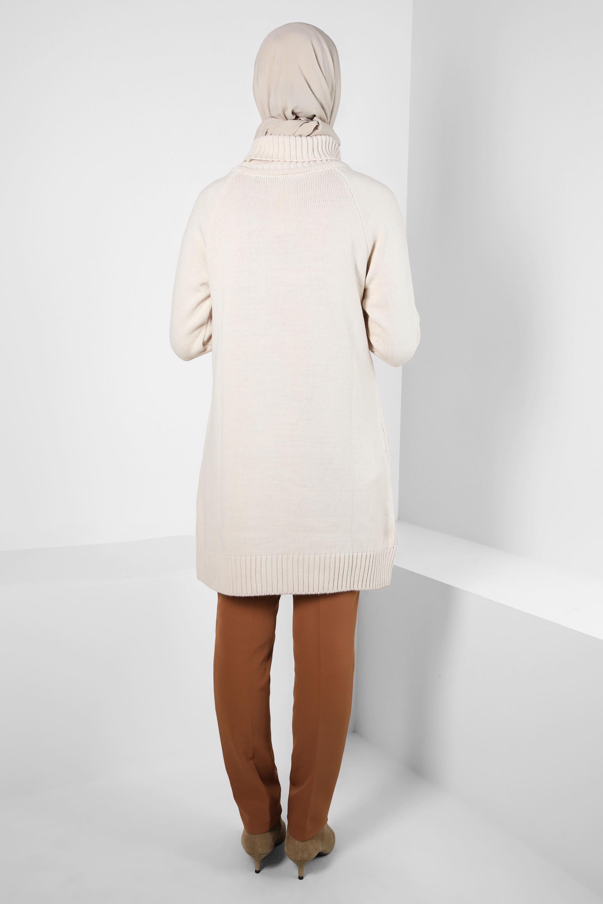 Tesettür giyim BEJ BOĞAZLI YAKA TRİKO TUNİK 44061