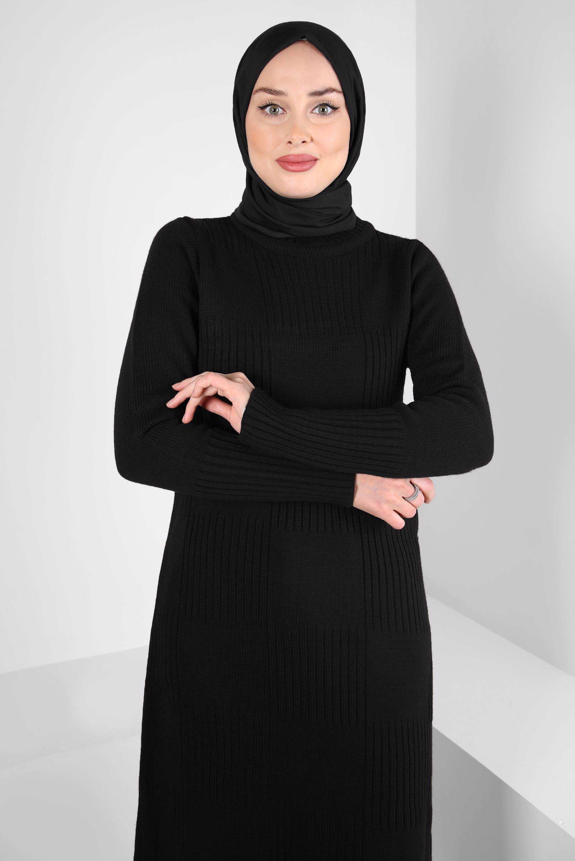 Tesettür giyim SİYAH BOĞAZLI YAKA TRİKO TUNİK 44063