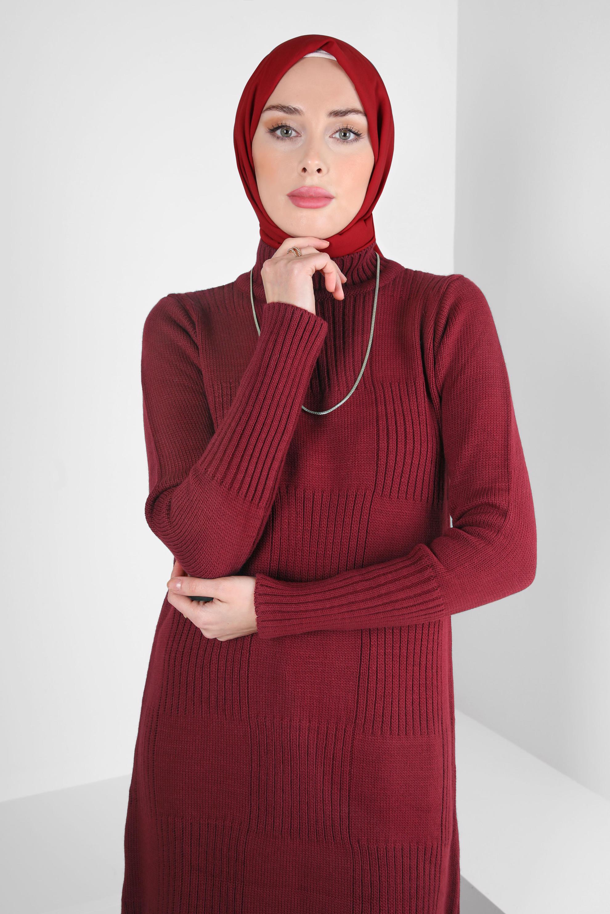 Tesettür giyim BORDO BOĞAZLI YAKA TRİKO TUNİK 44063