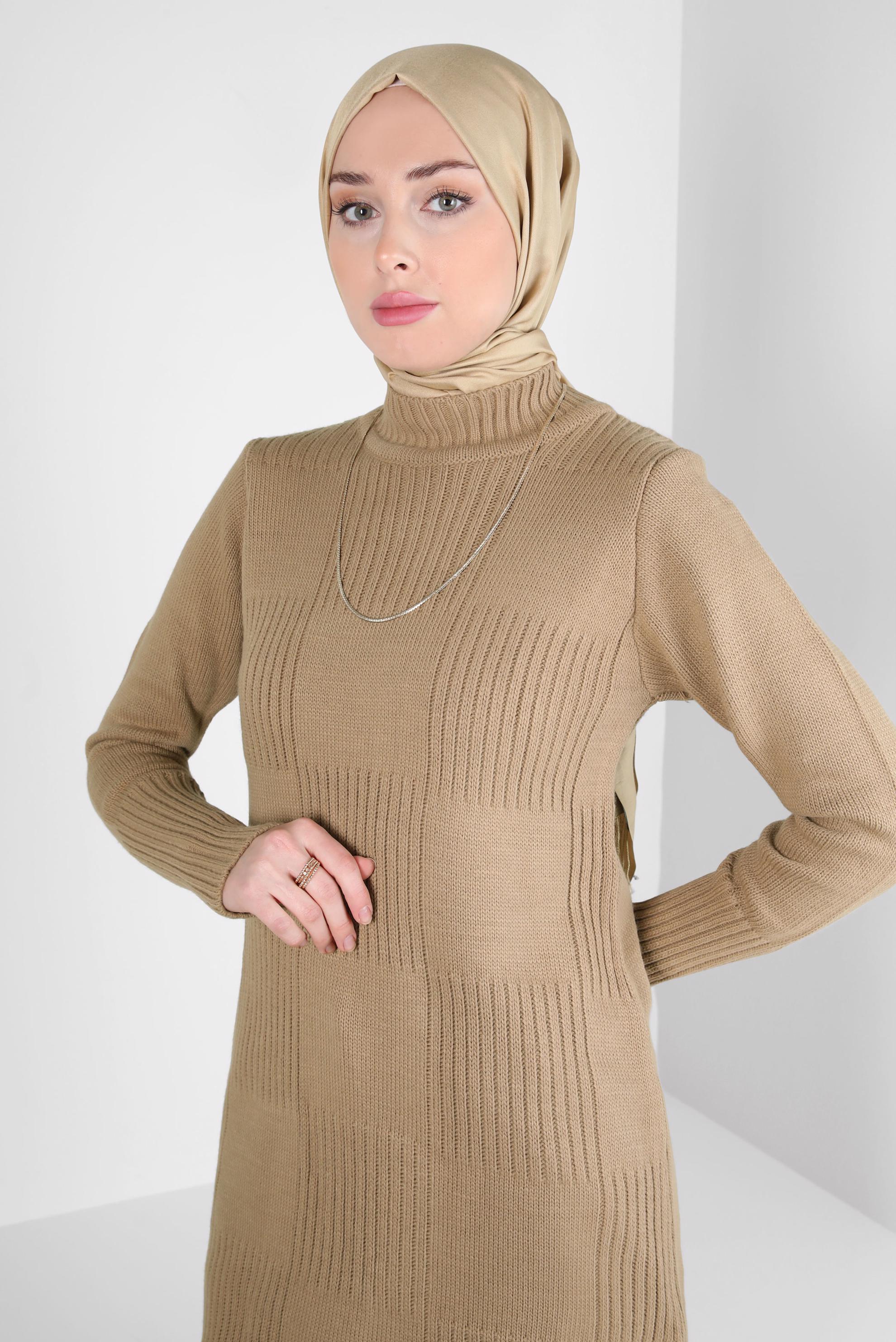 Tesettür giyim KAHVE BOĞAZLI YAKA TRİKO TUNİK 44063