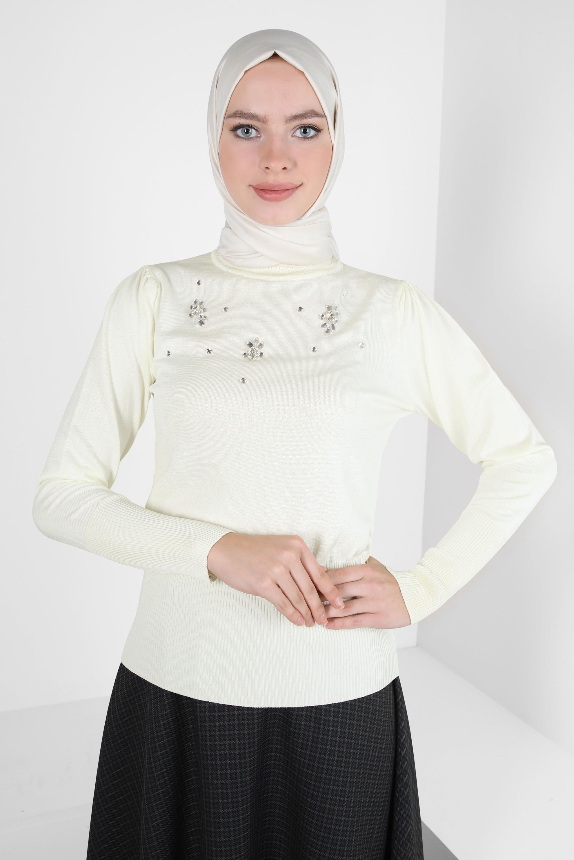 Tesettür giyim BEYAZ TAŞ BASKILI TRİKO KAZAK 44072