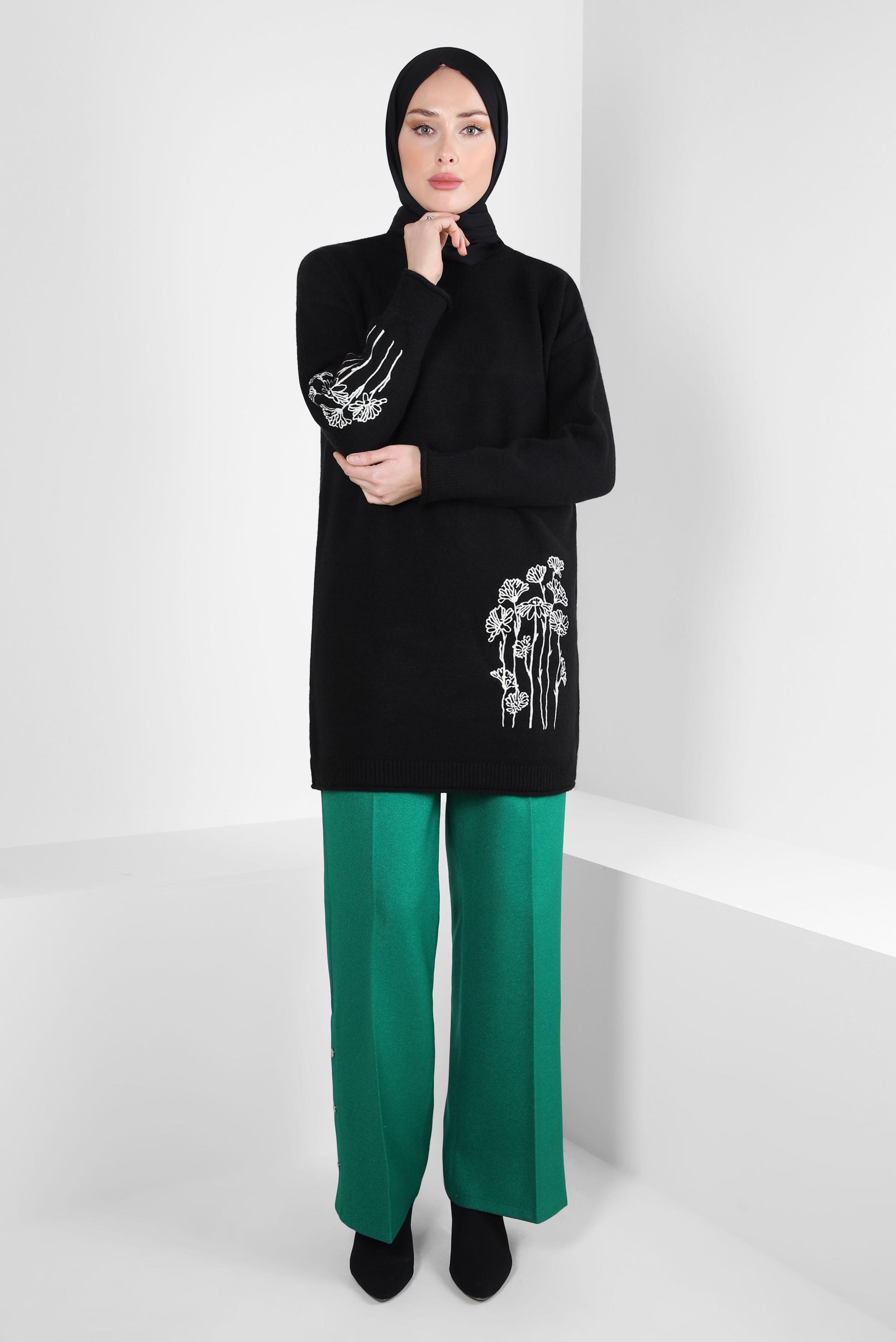 Hijab clothing BLACK EMBROIDERED KNITWEAR TUNIC 44116