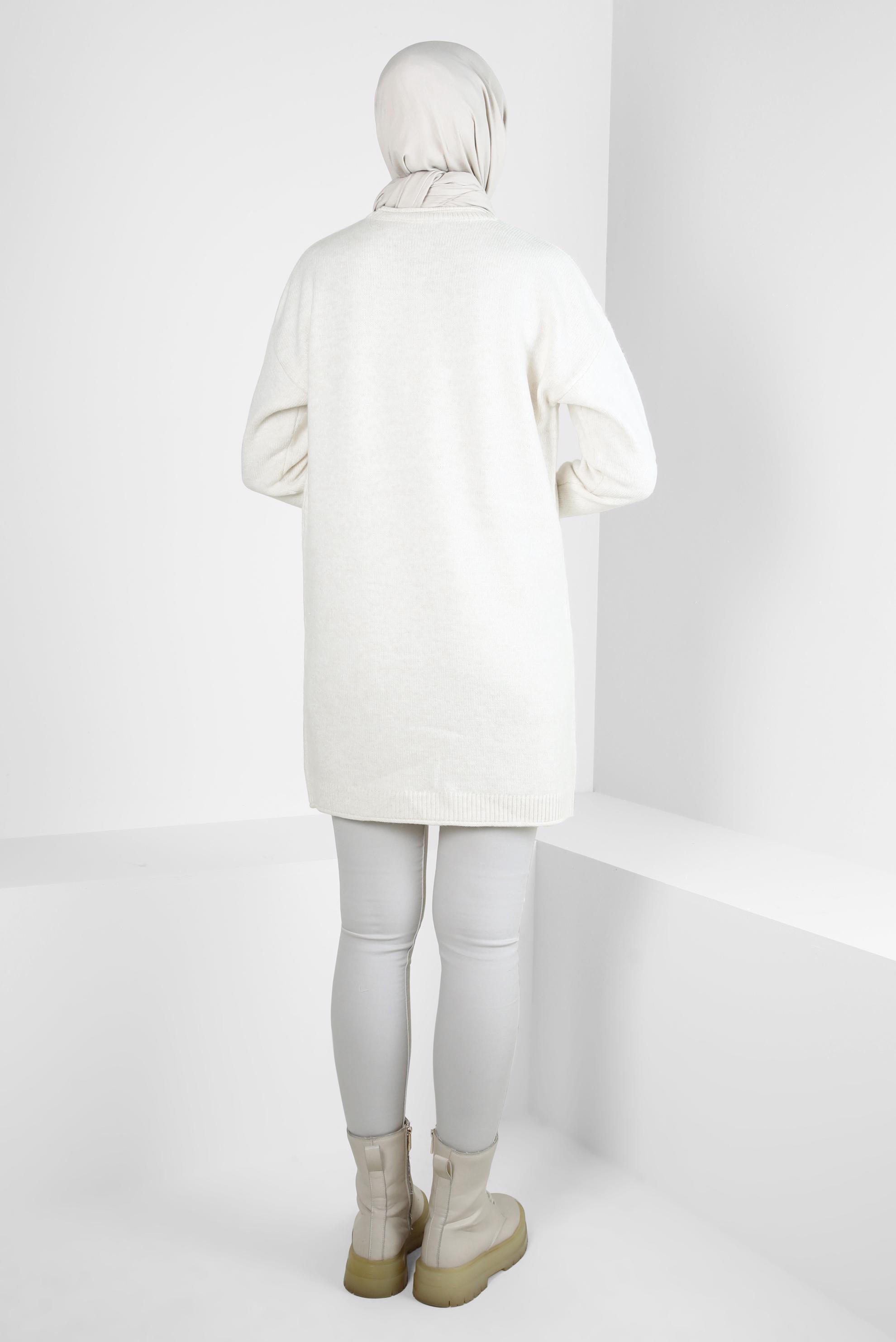 Hijab clothing WHITE EMBROIDERED KNITWEAR TUNIC 44116