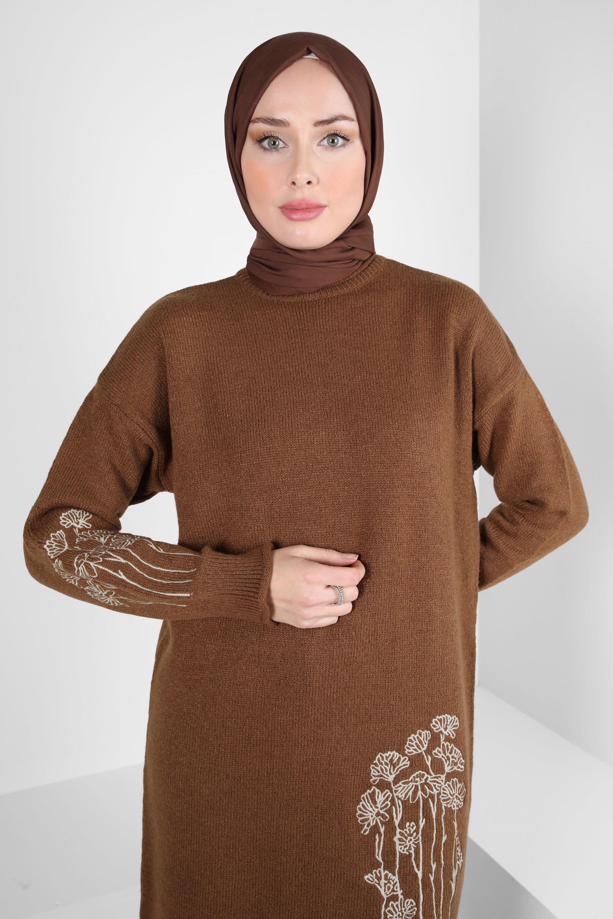 Hijab clothing TABA EMBROIDERED KNITWEAR TUNIC 44116