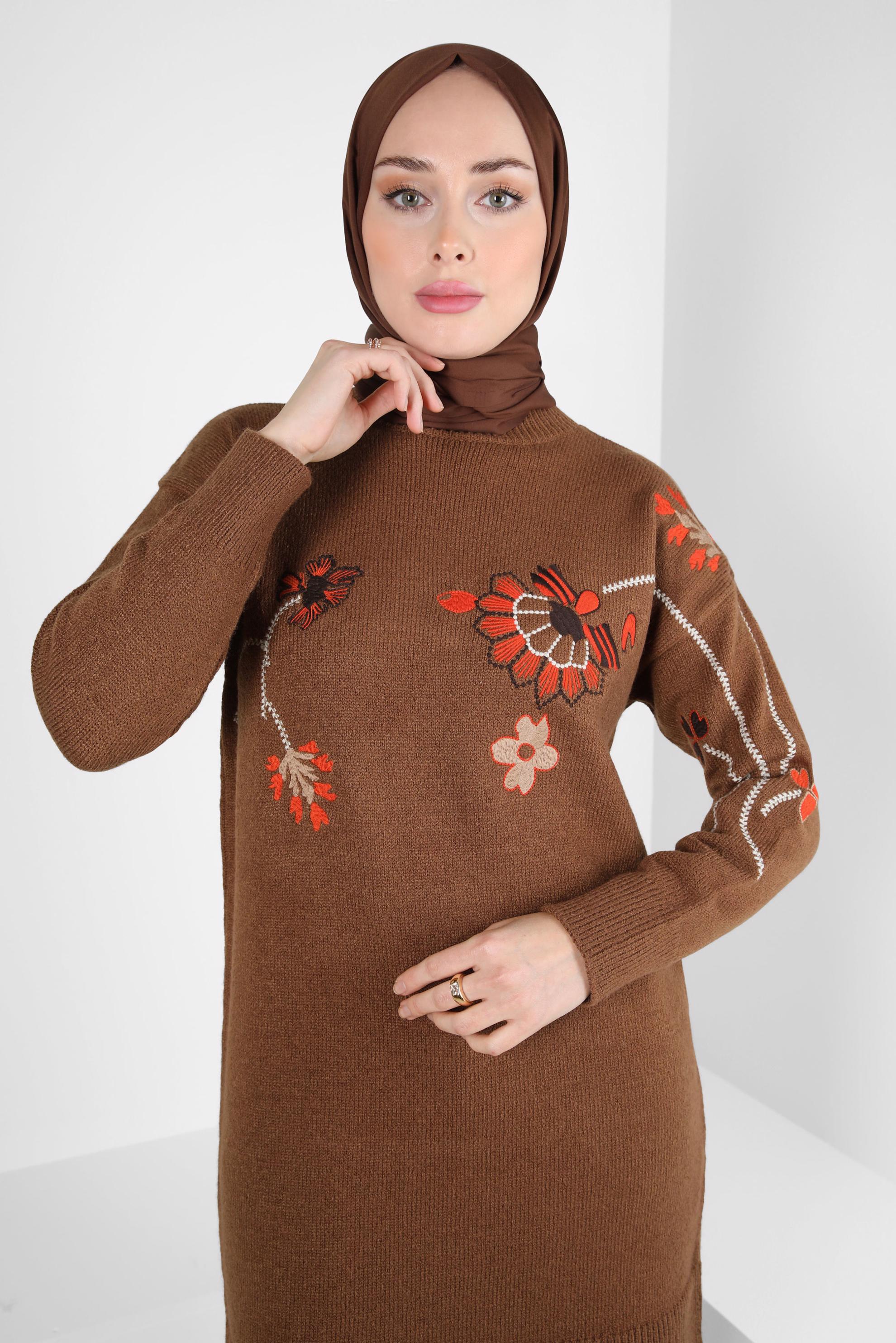 Hijab clothing TABA EMBROIDERED KNIT TUNIC 44117