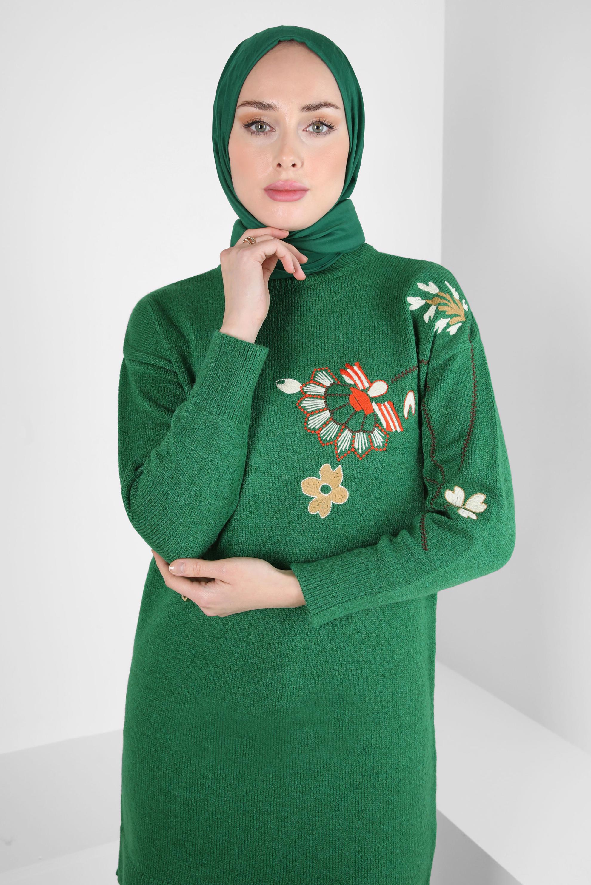 Hijab clothing GREEN EMBROIDERED KNIT TUNIC 44117