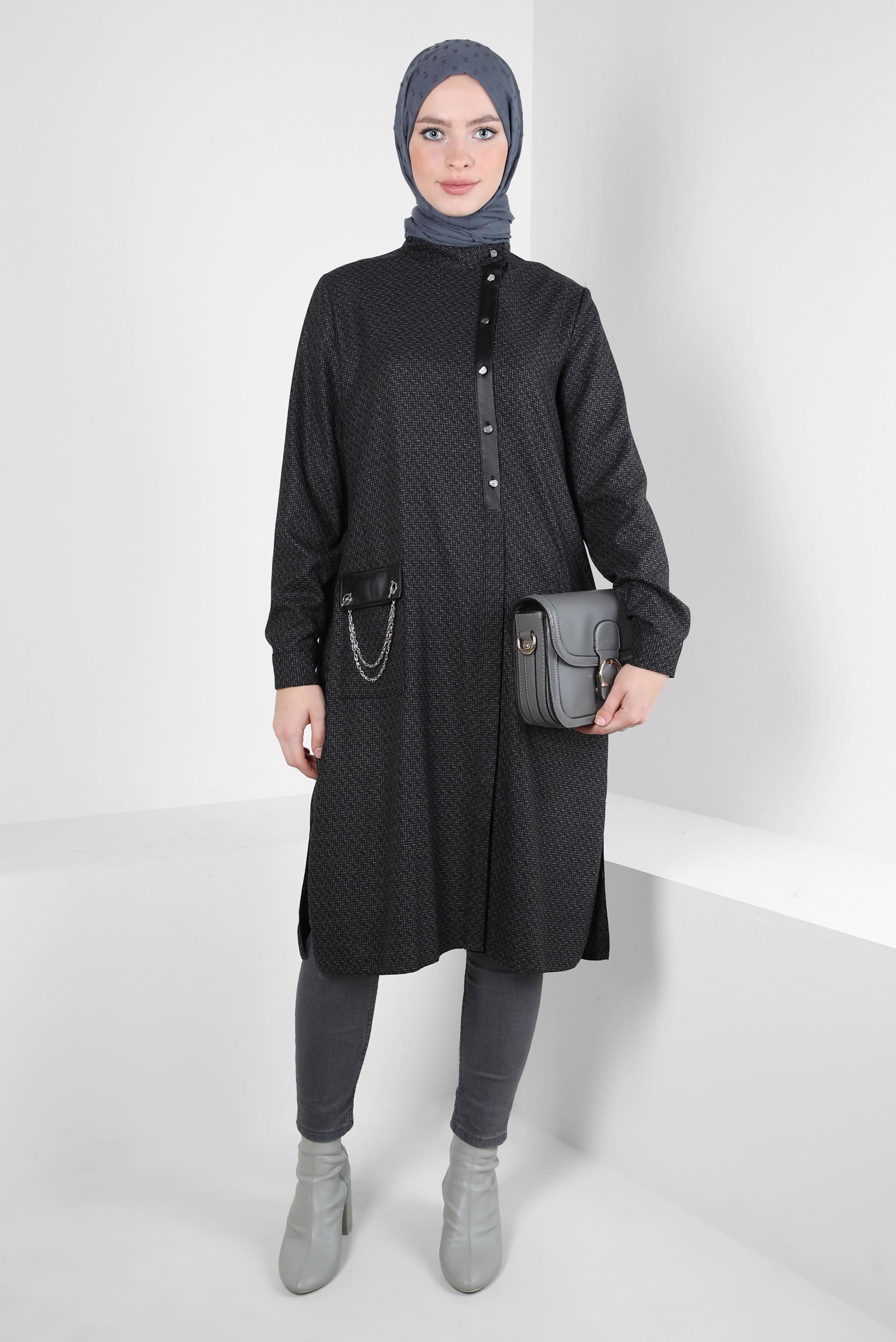 Hijab clothing BLACK TUNIC WITH CHAIN DETAIL 44129