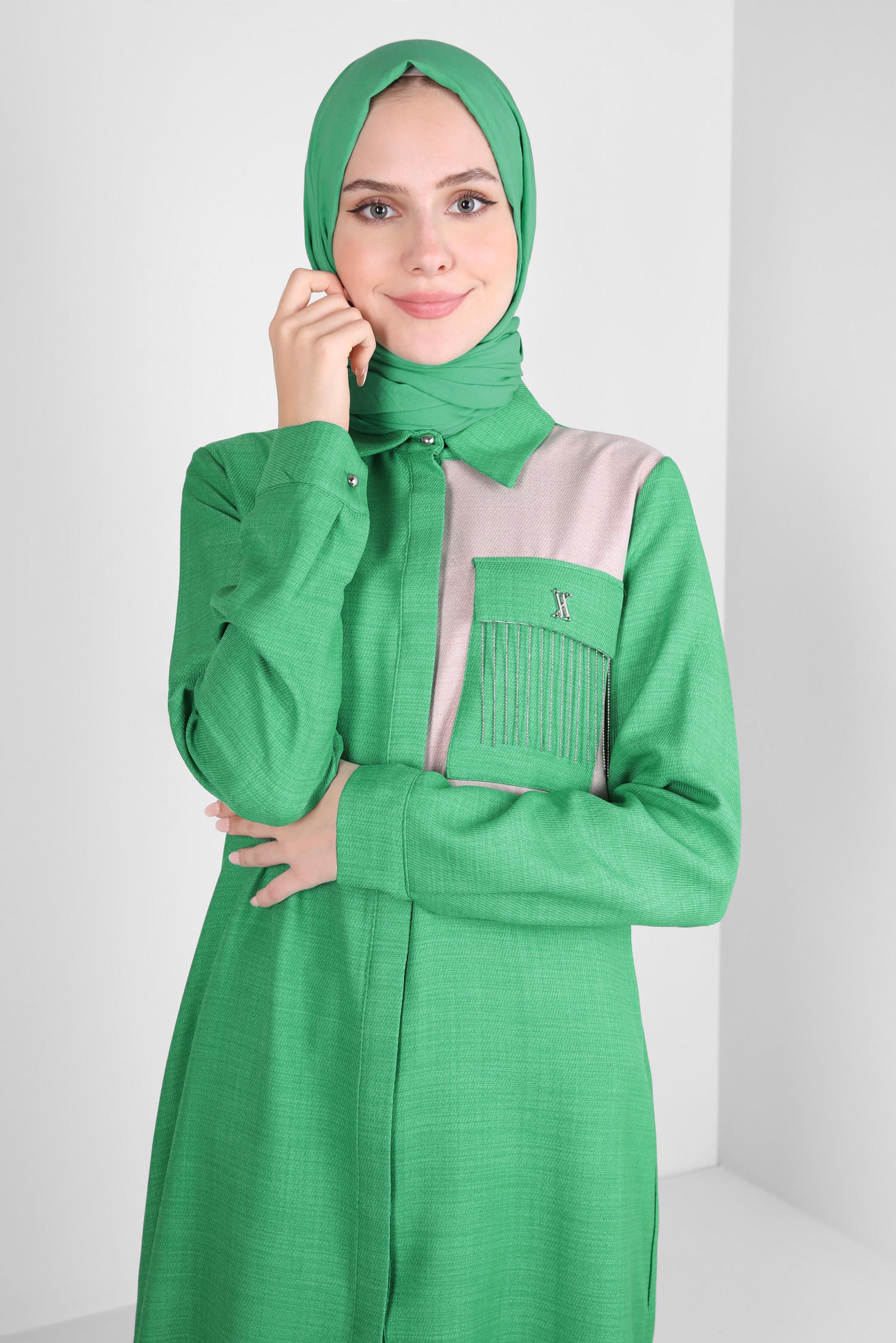 Tesettür giyim YEŞİL ZİNCİR DETAYLI TUNİK 44130