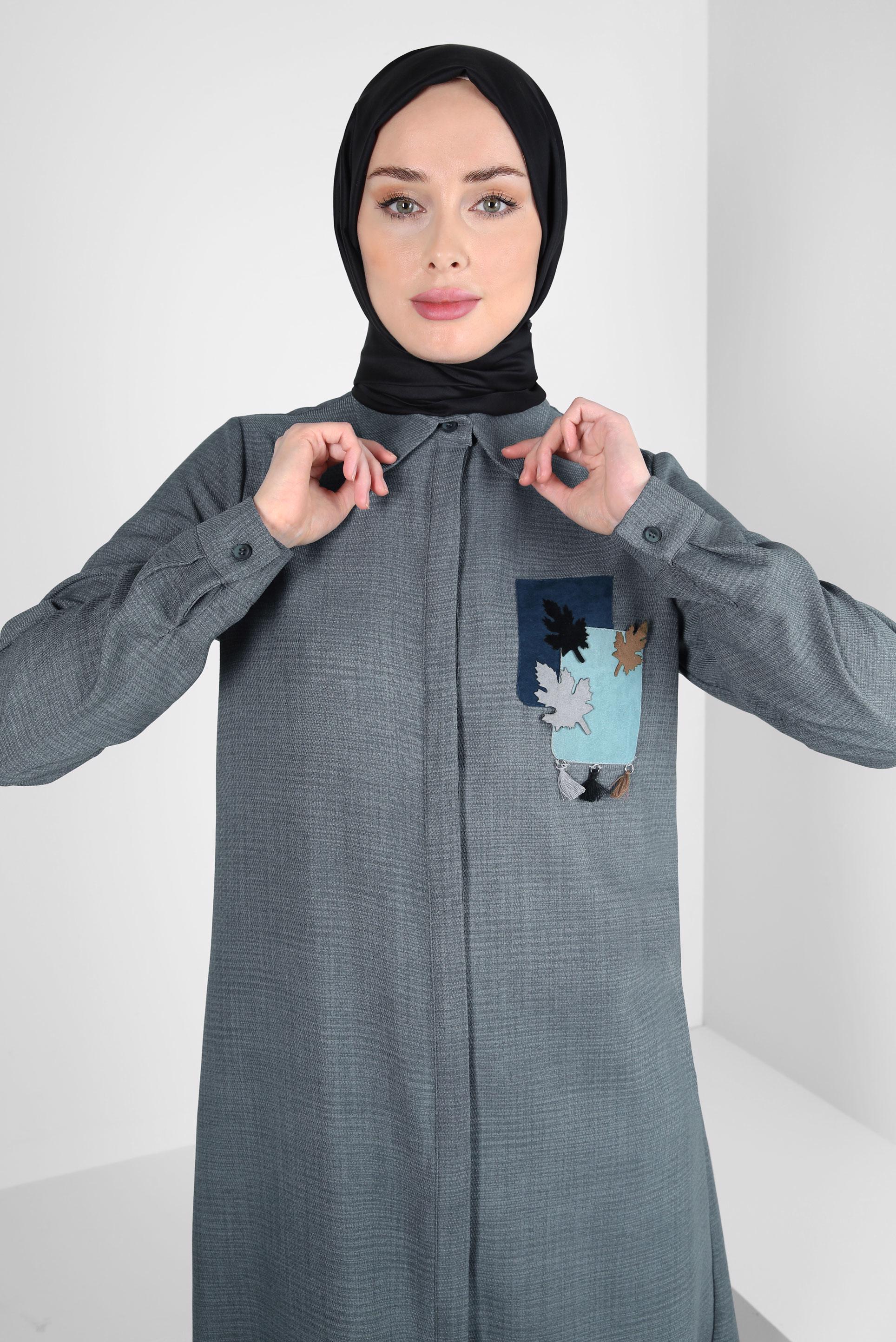 Tesettür giyim GRİ DESENLİ PÜSKÜLLÜ TUNİK 44140-1