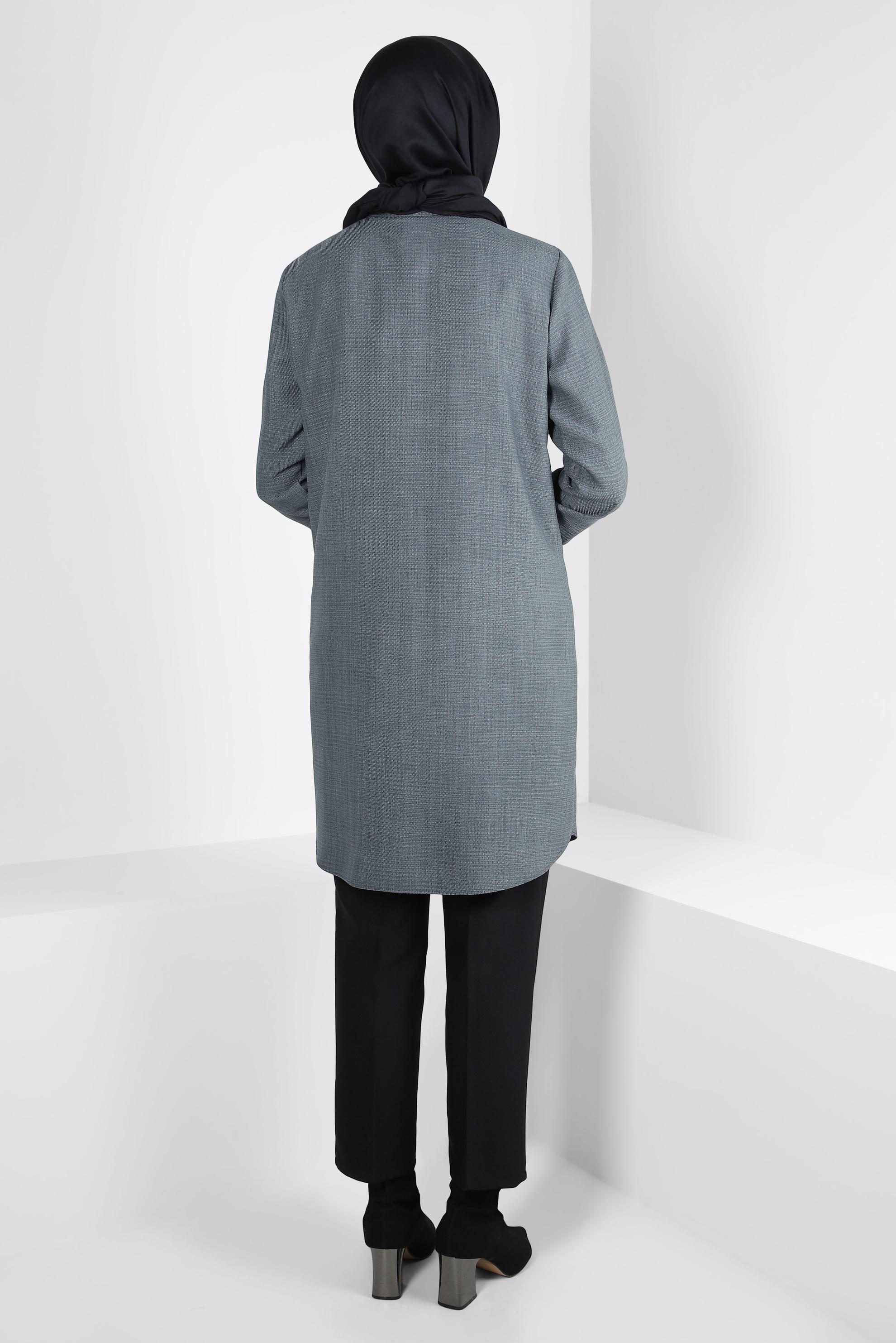 Tesettür giyim GRİ DESENLİ PÜSKÜLLÜ TUNİK 44140-1