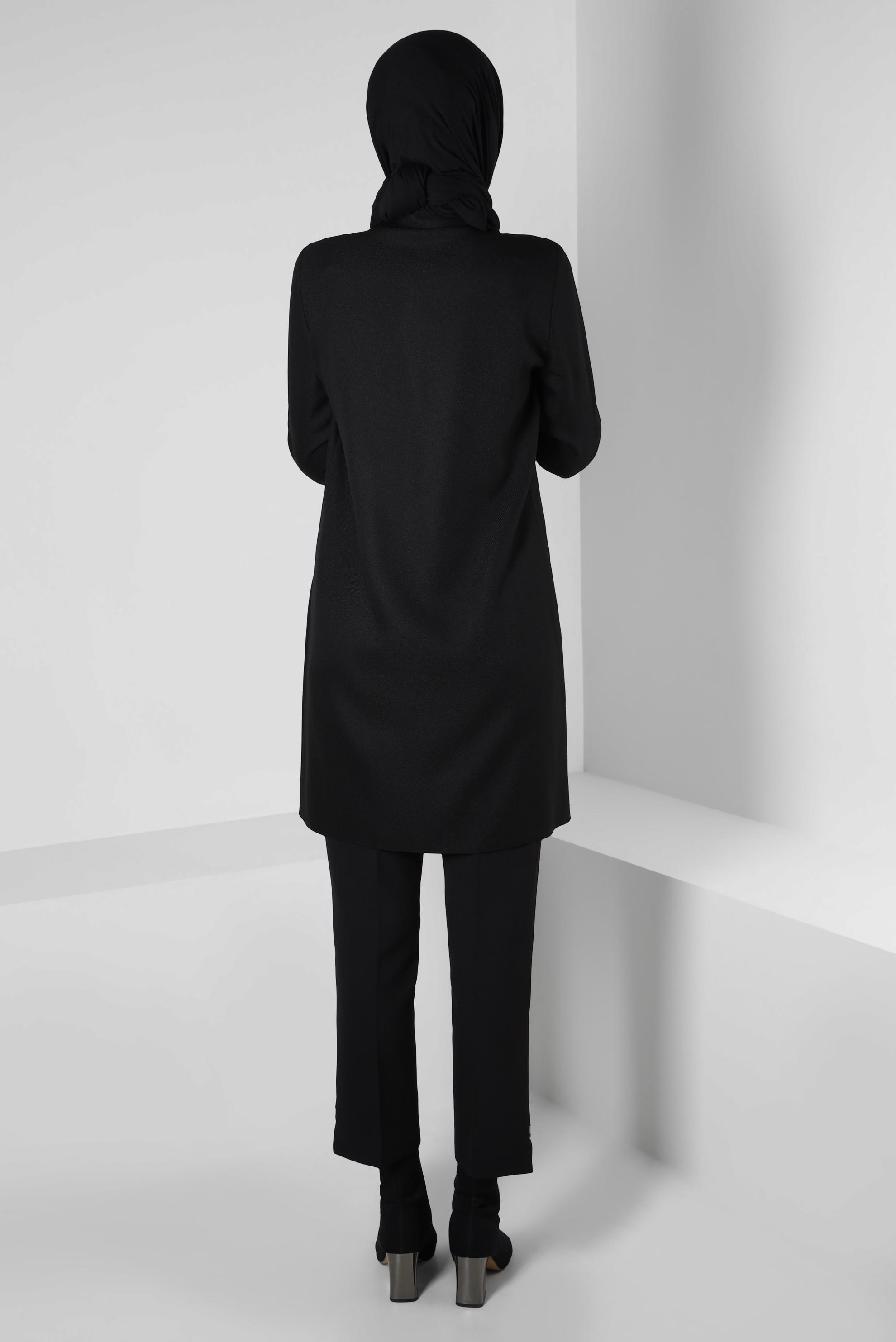 Tesettür giyim SİYAH DÜĞME DETAYLI TUNİK 44142