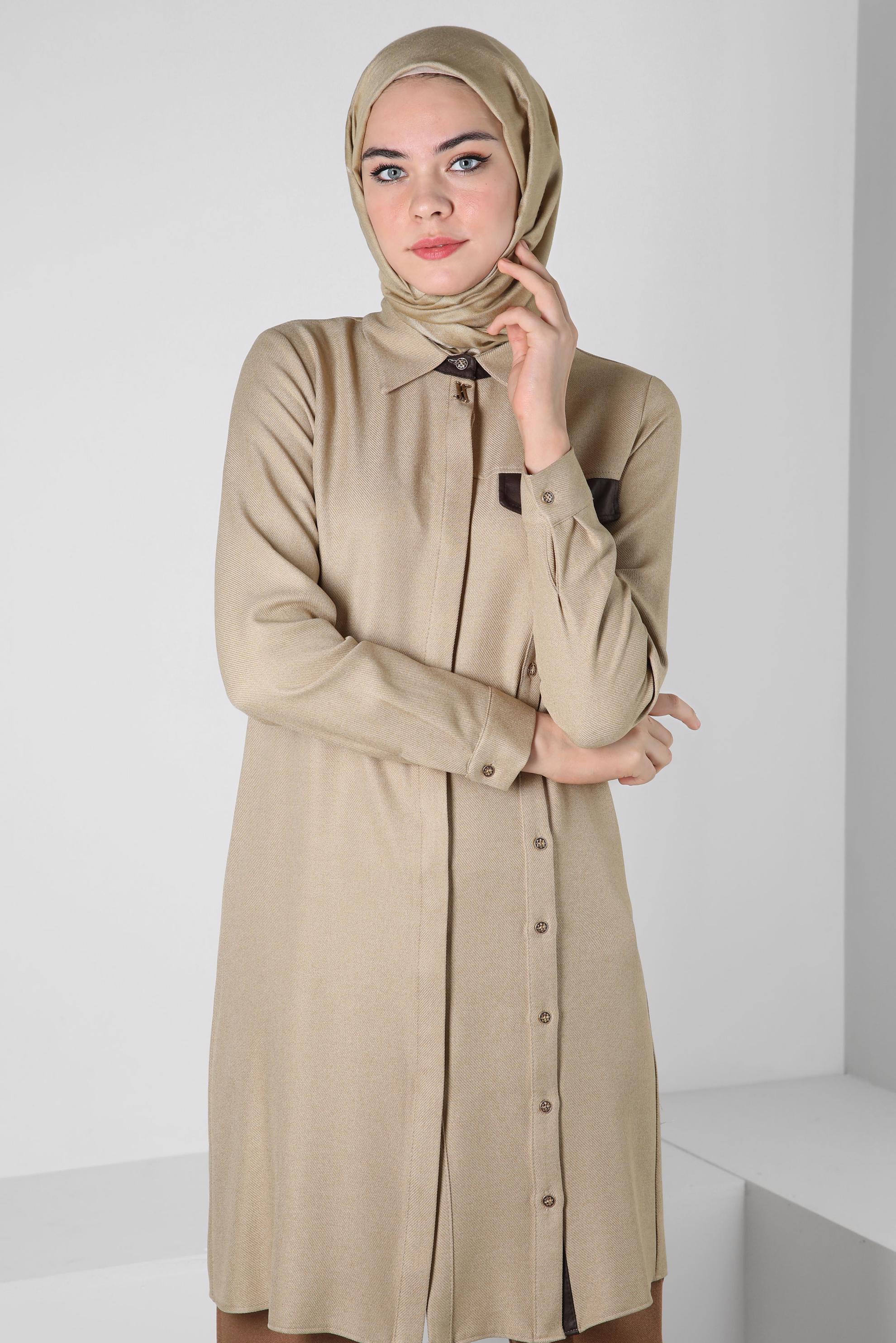 Tesettür giyim BEJ DÜĞME DETAYLI TUNİK 44142