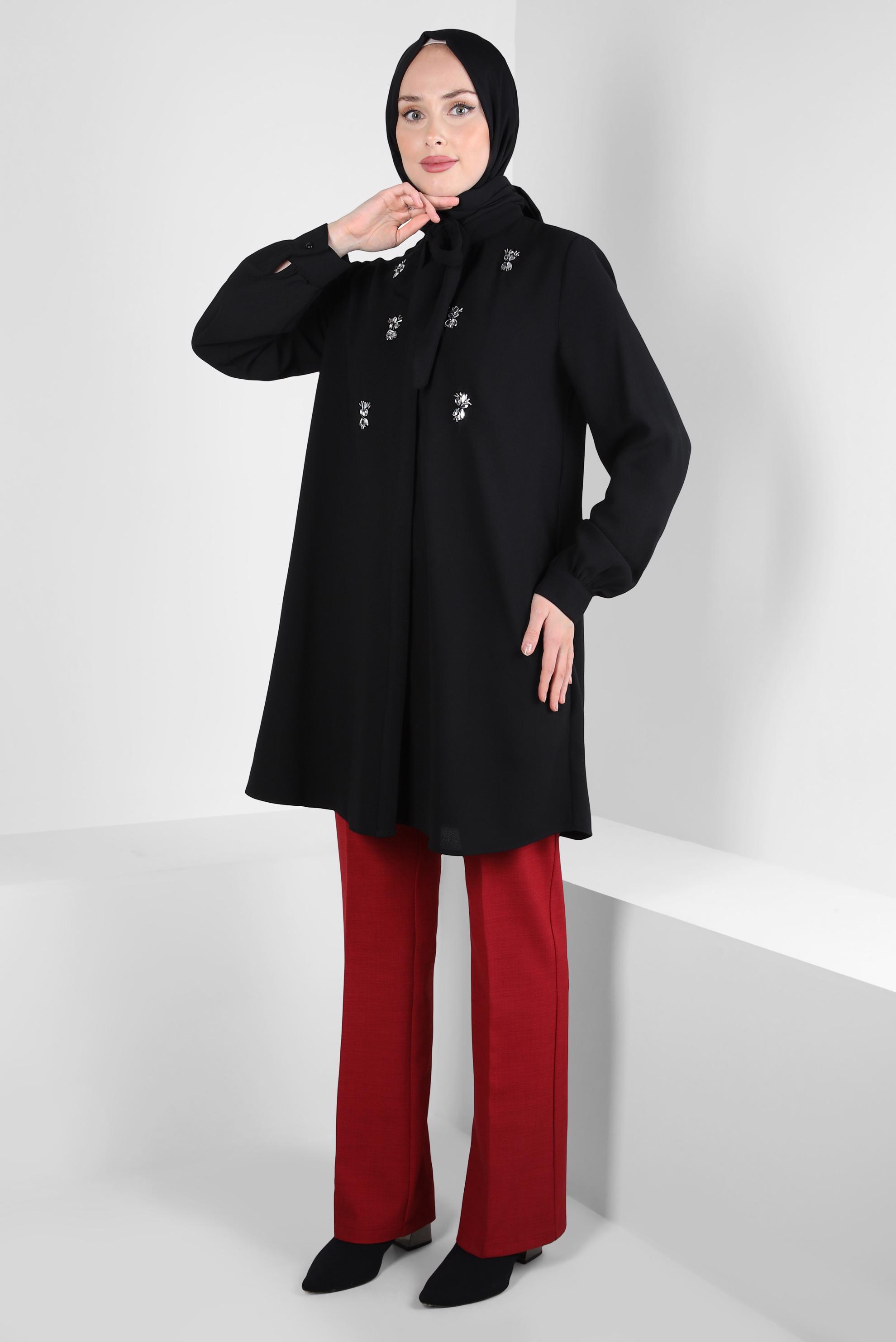 Tesettür giyim SİYAH TAŞ DETAYLI KREP TUNİK 44145