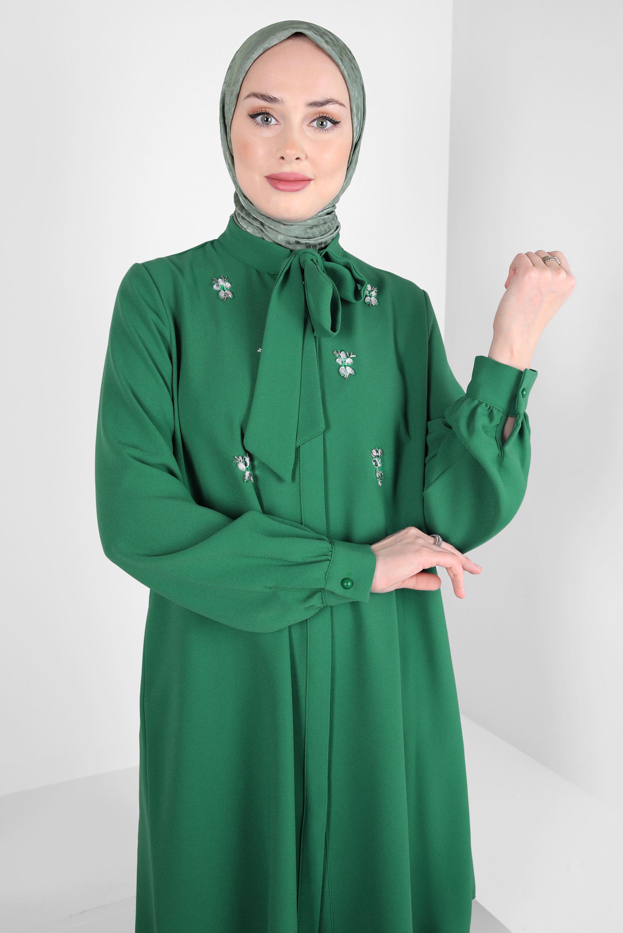 Tesettür giyim YEŞİL TAŞ DETAYLI KREP TUNİK 44145