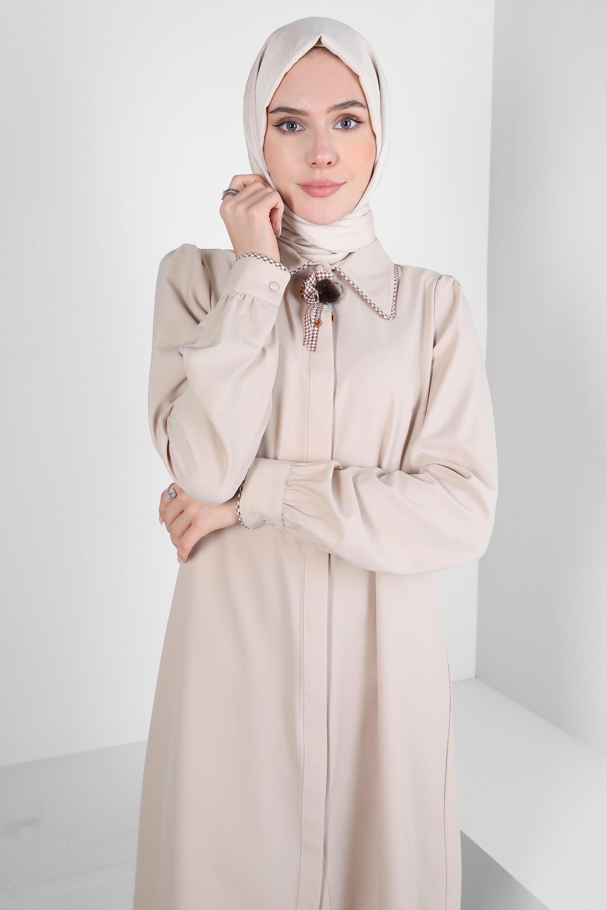 Tesettür giyim EKRU AKSESUAR DETAYLI TUNİK 44161