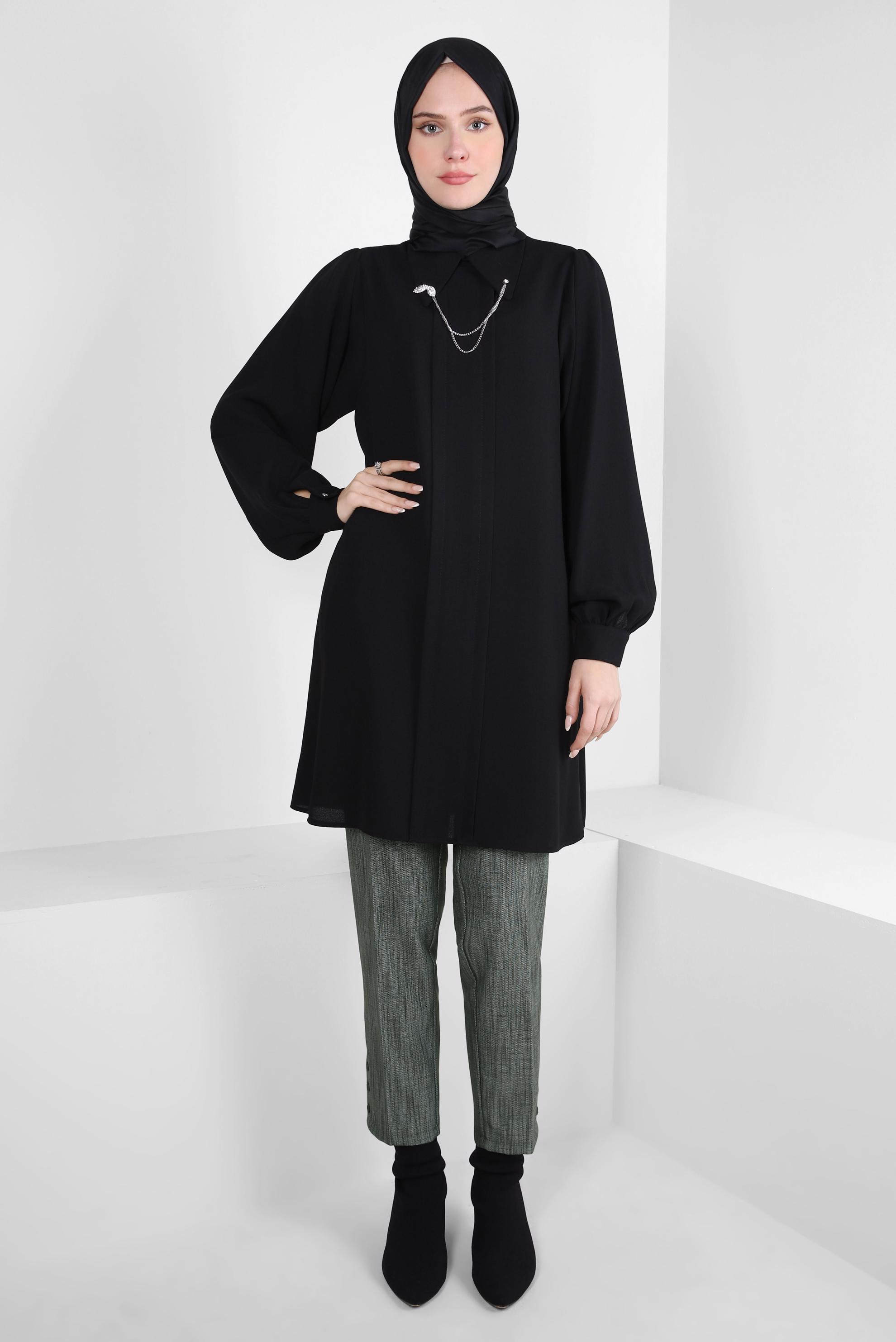 Tesettür giyim SİYAH ZİNCİR DETAYLI KREP TUNİK 44162
