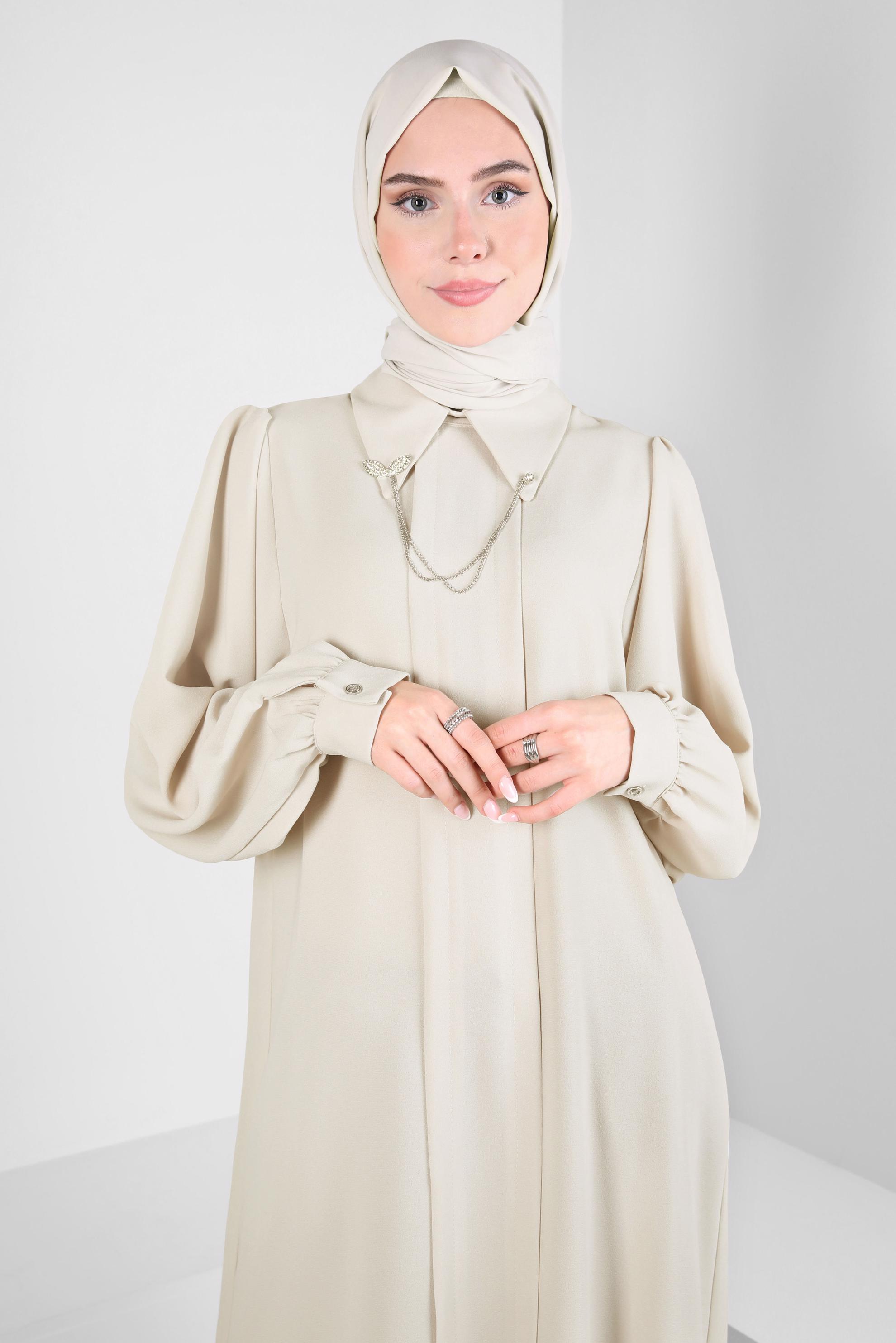 Tesettür giyim EKRU ZİNCİR DETAYLI KREP TUNİK 44162