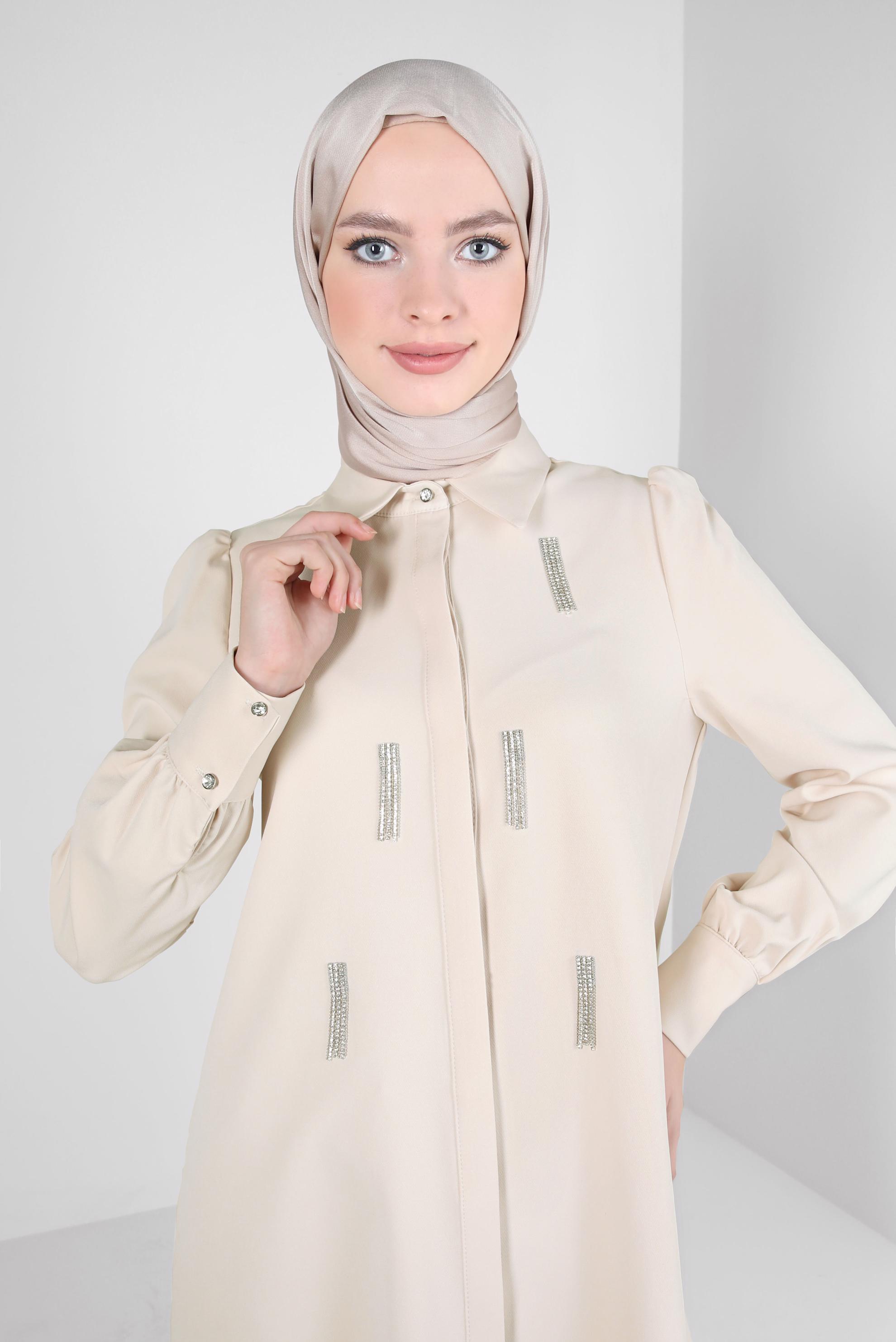 Tesettür giyim EKRU TAŞ DETAYLI TUNİK 44207