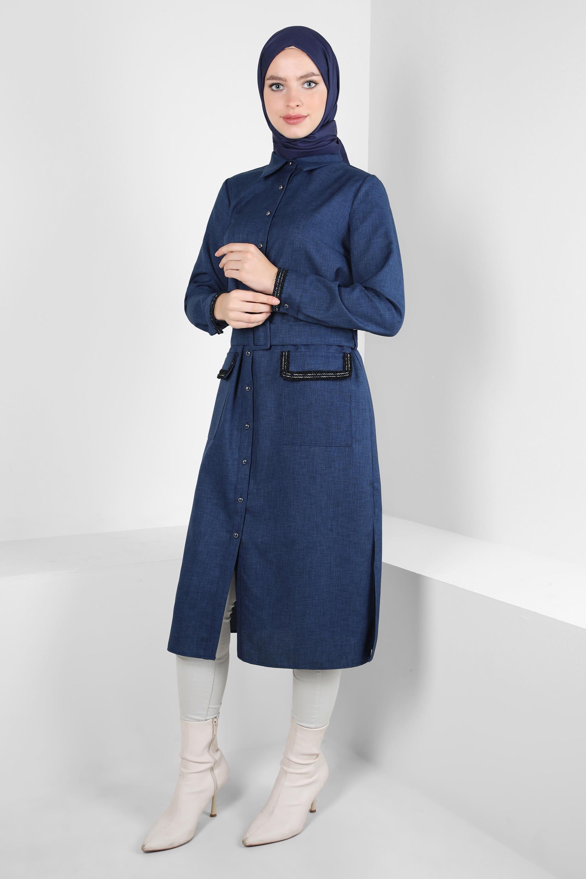 Tesettür giyim MAVİ KEMERLİ İŞLEME DETAYLI TUNİK 44220
