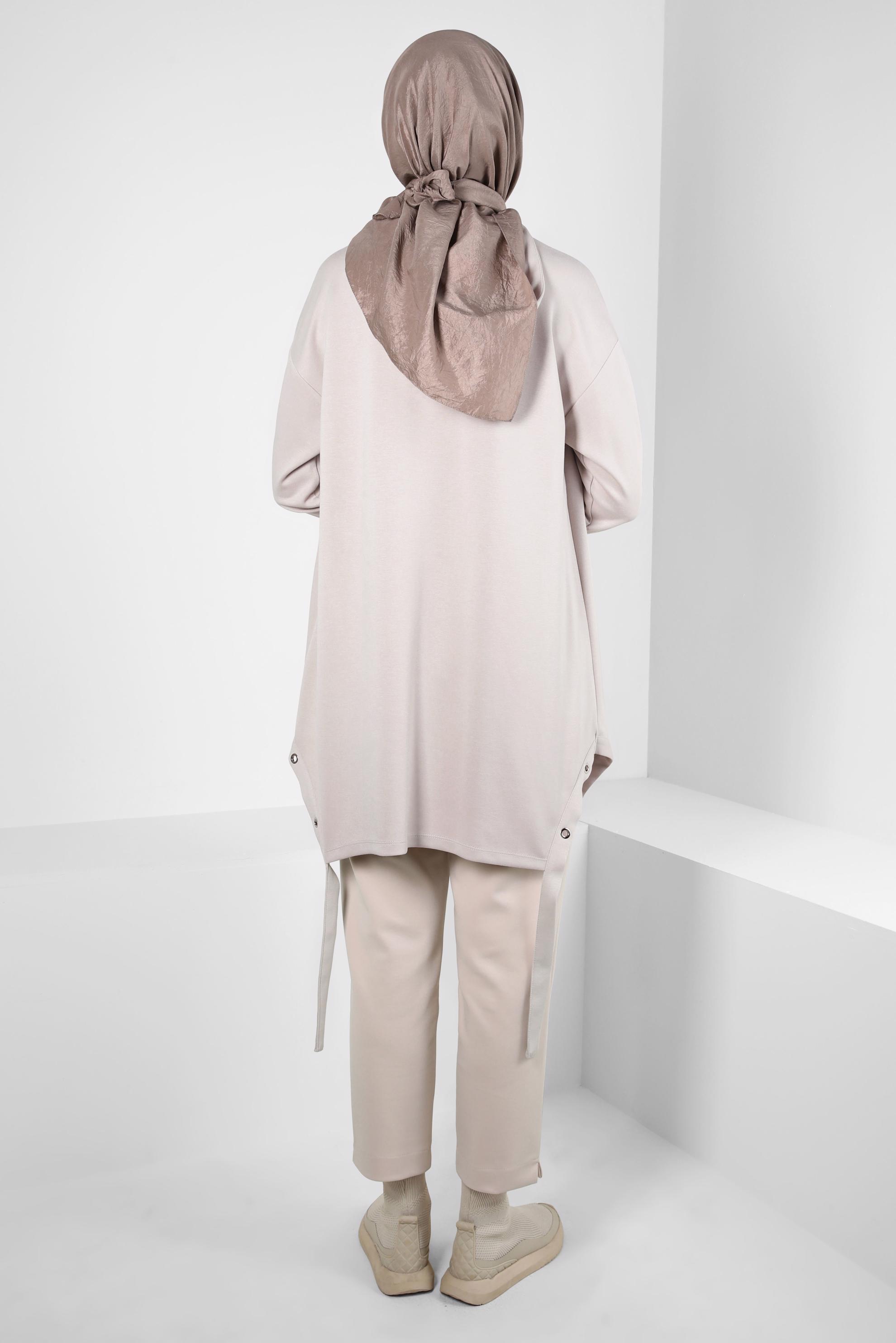 Tesettür giyim KUM KAPÜŞONLU TUNİK 44290