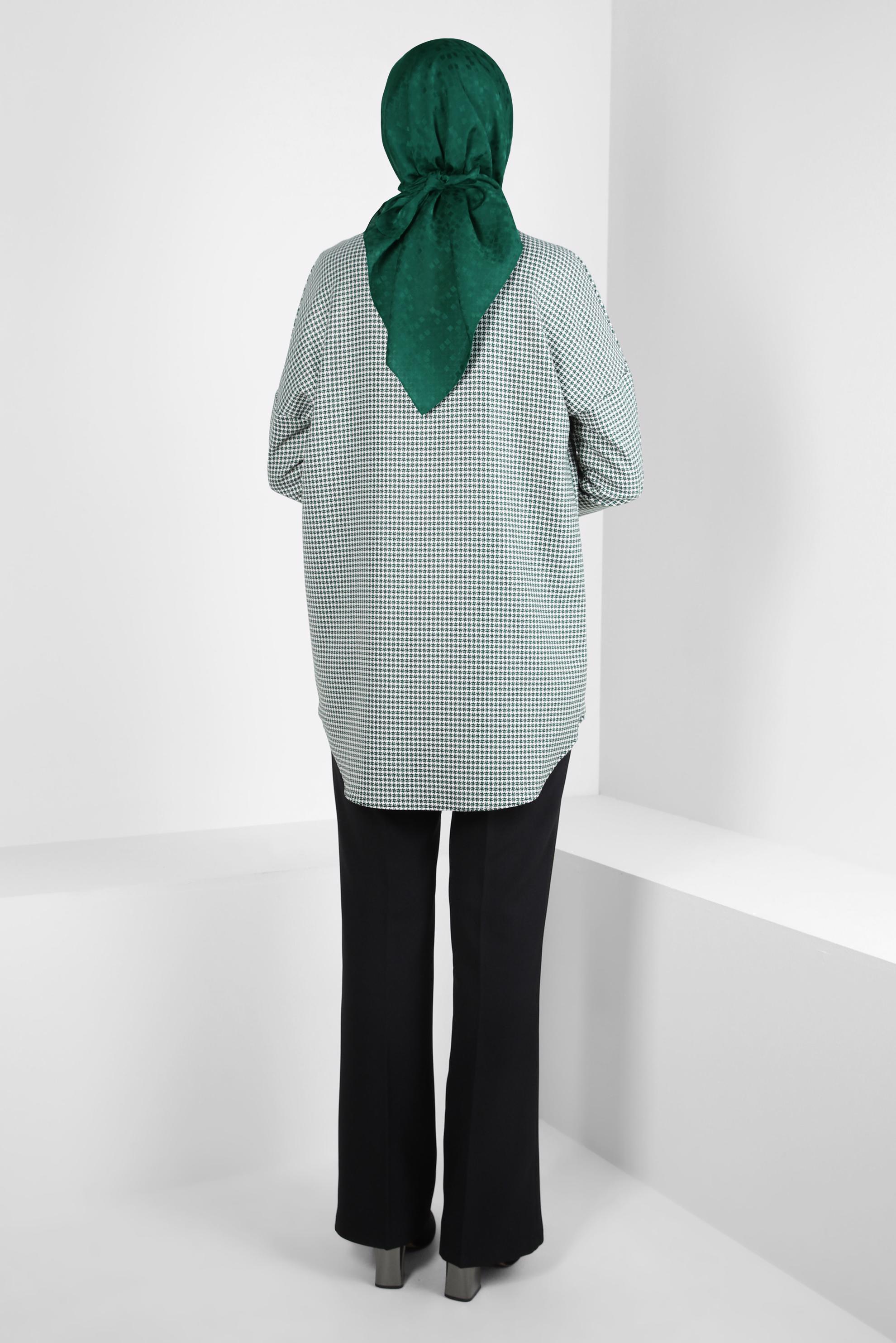 Tesettür giyim YEŞİL KAZAYAĞI DESENLİ GÖMLEK TUNİK 44325