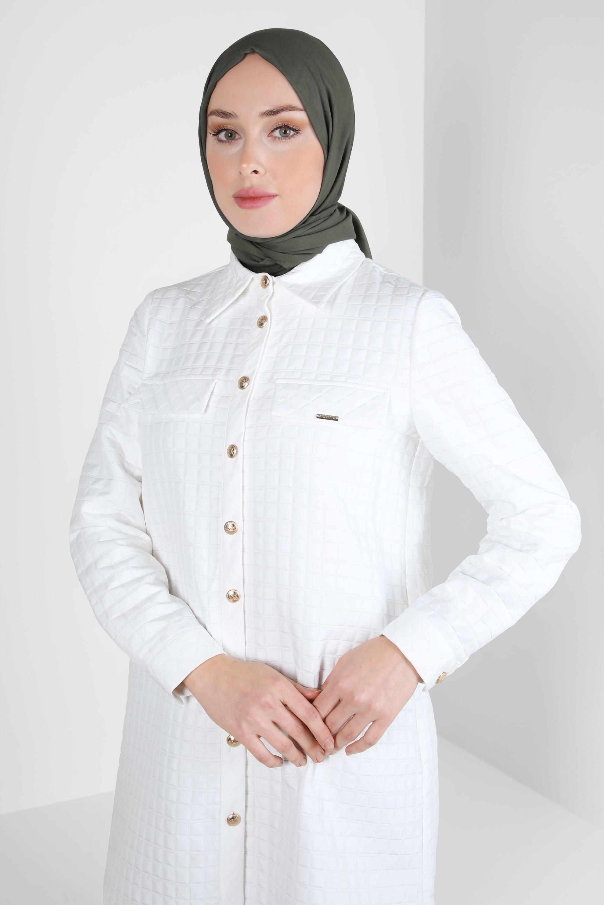 Tesettür giyim BEYAZ KARE DESENLİ TUNİK 44353