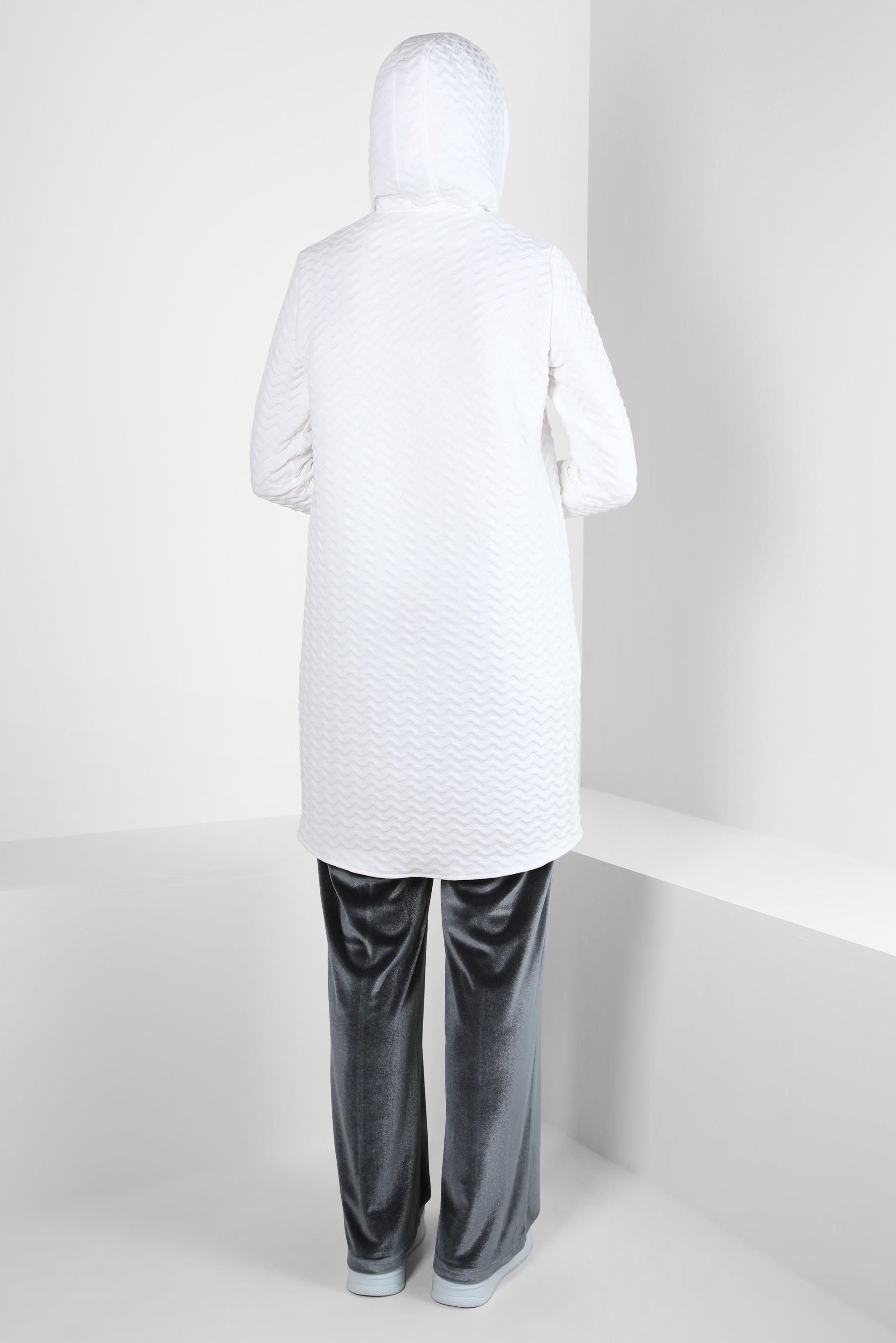 Tesettür giyim BEYAZ KAPÜŞONLU KAPİTONE TUNİK 44364