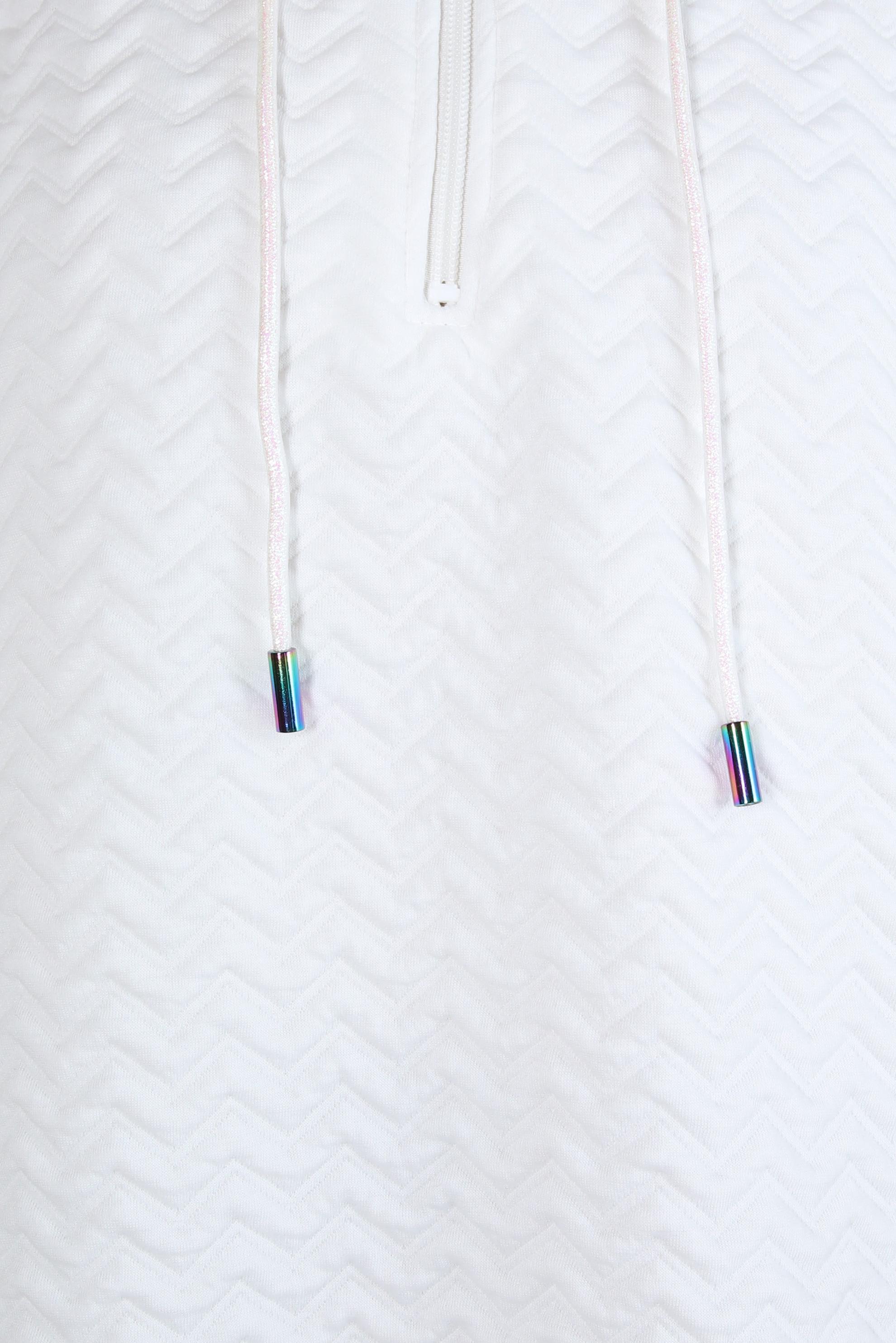 Tesettür giyim BEYAZ KAPÜŞONLU KAPİTONE TUNİK 44364