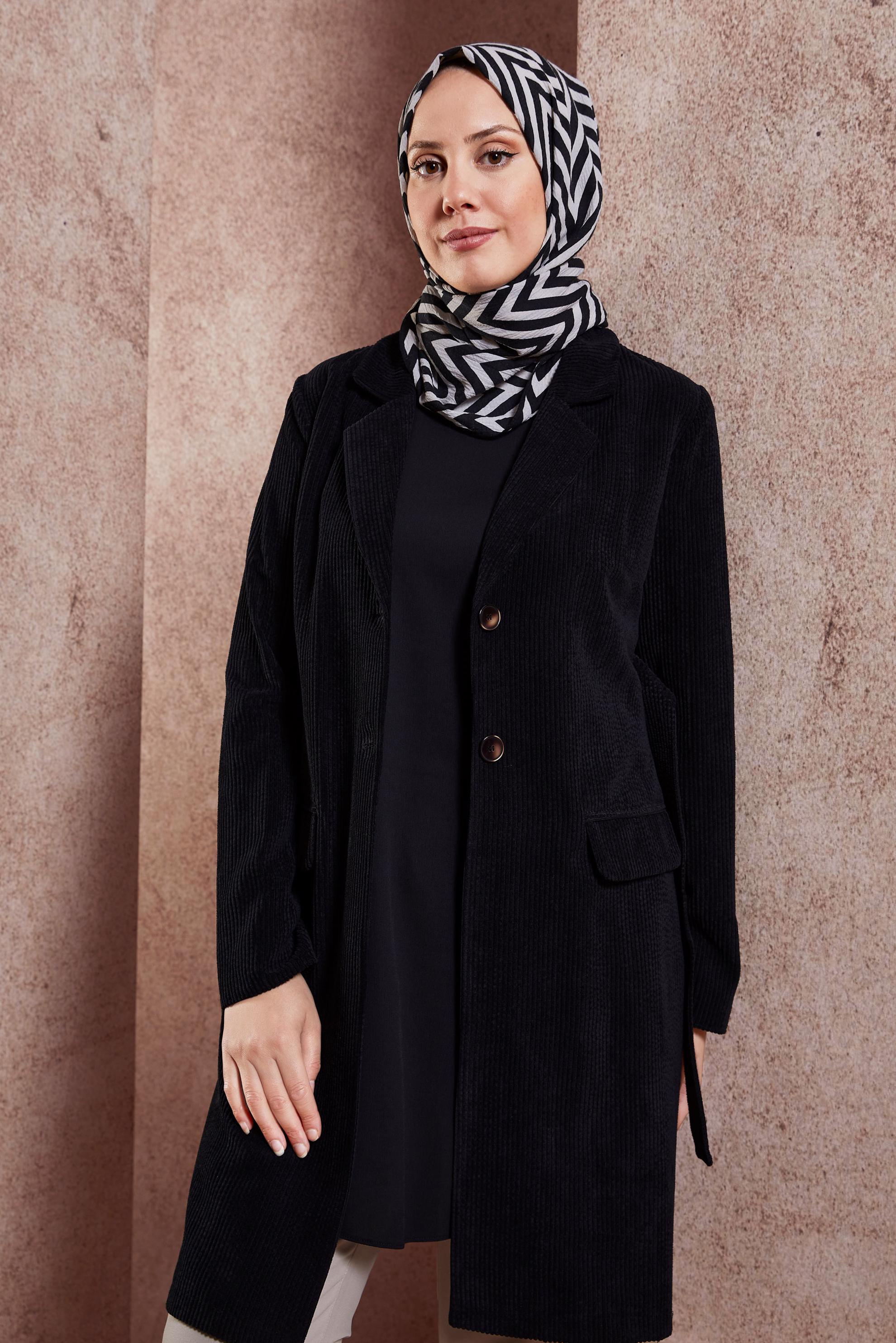 Tesettür giyim SİYAH KOLSUZ İÇ TUNİK 4485