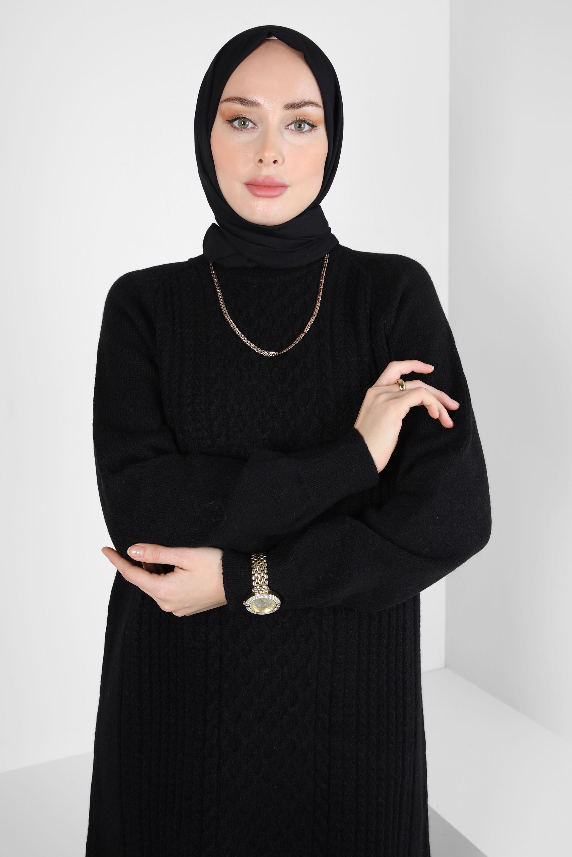 Tesettür giyim SİYAH ÖRGÜ DESENLİ TRİKO TUNİK 44118