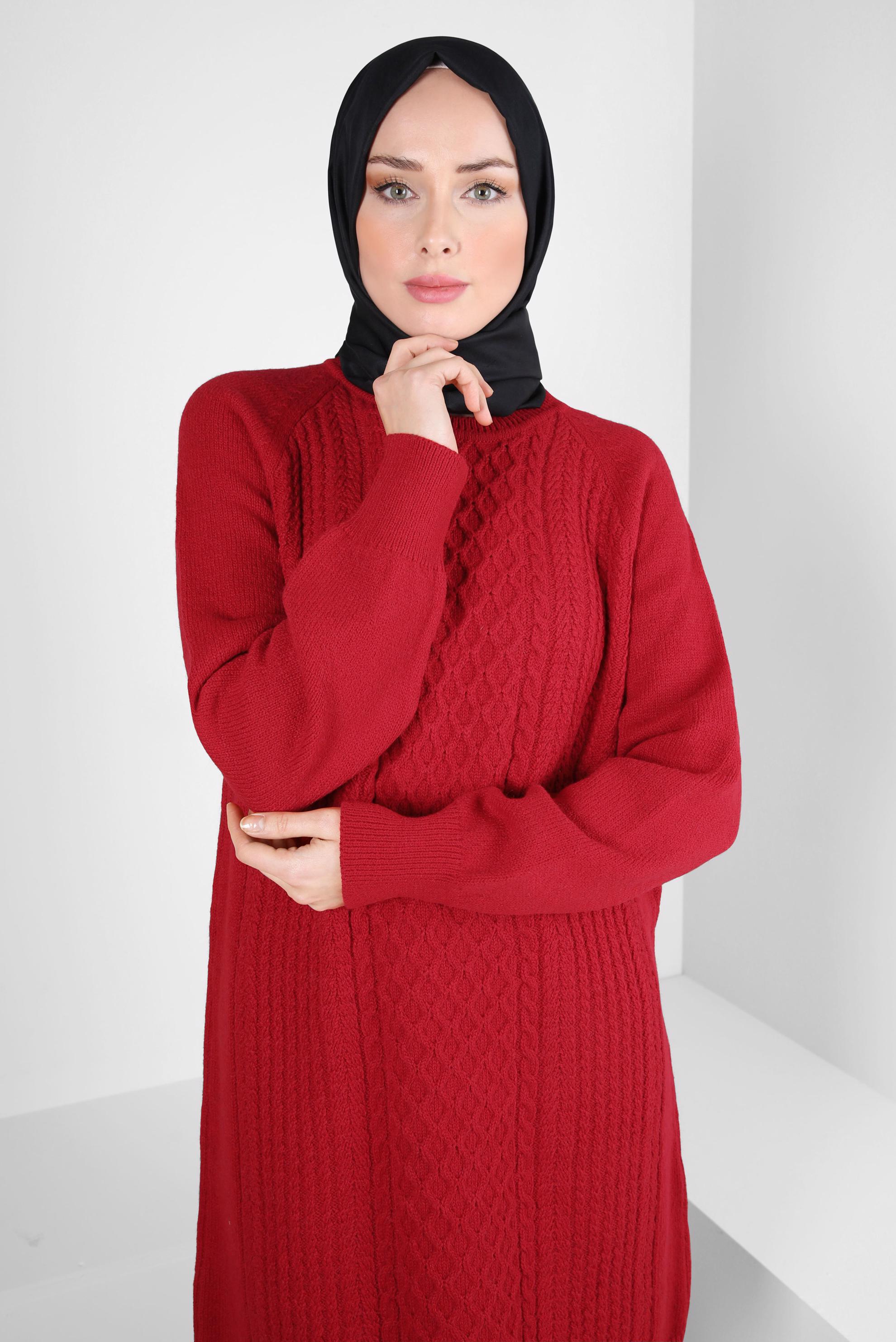 Tesettür giyim KIRMIZI ÖRGÜ DESENLİ TRİKO TUNİK 44118