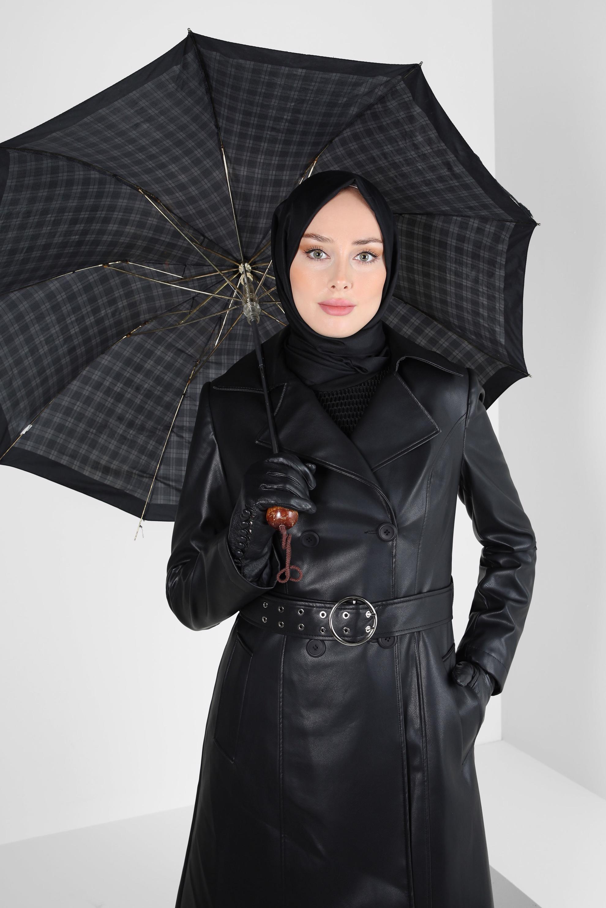 Tesettür giyim SİYAH KEMERLİ SUNİ DERİ TRENÇKOT 10692