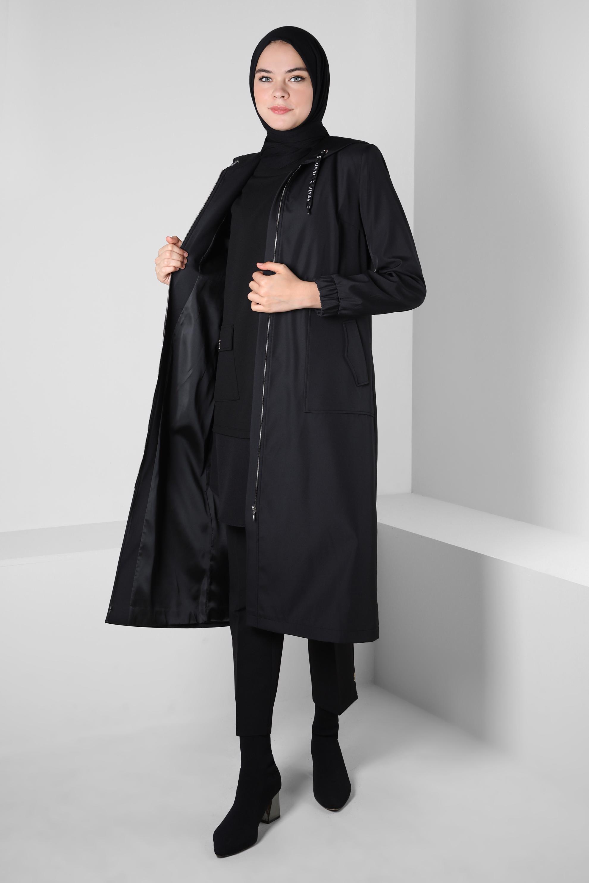 Tesettür giyim SİYAH KAPÜŞONLU TRENÇKOT 10802