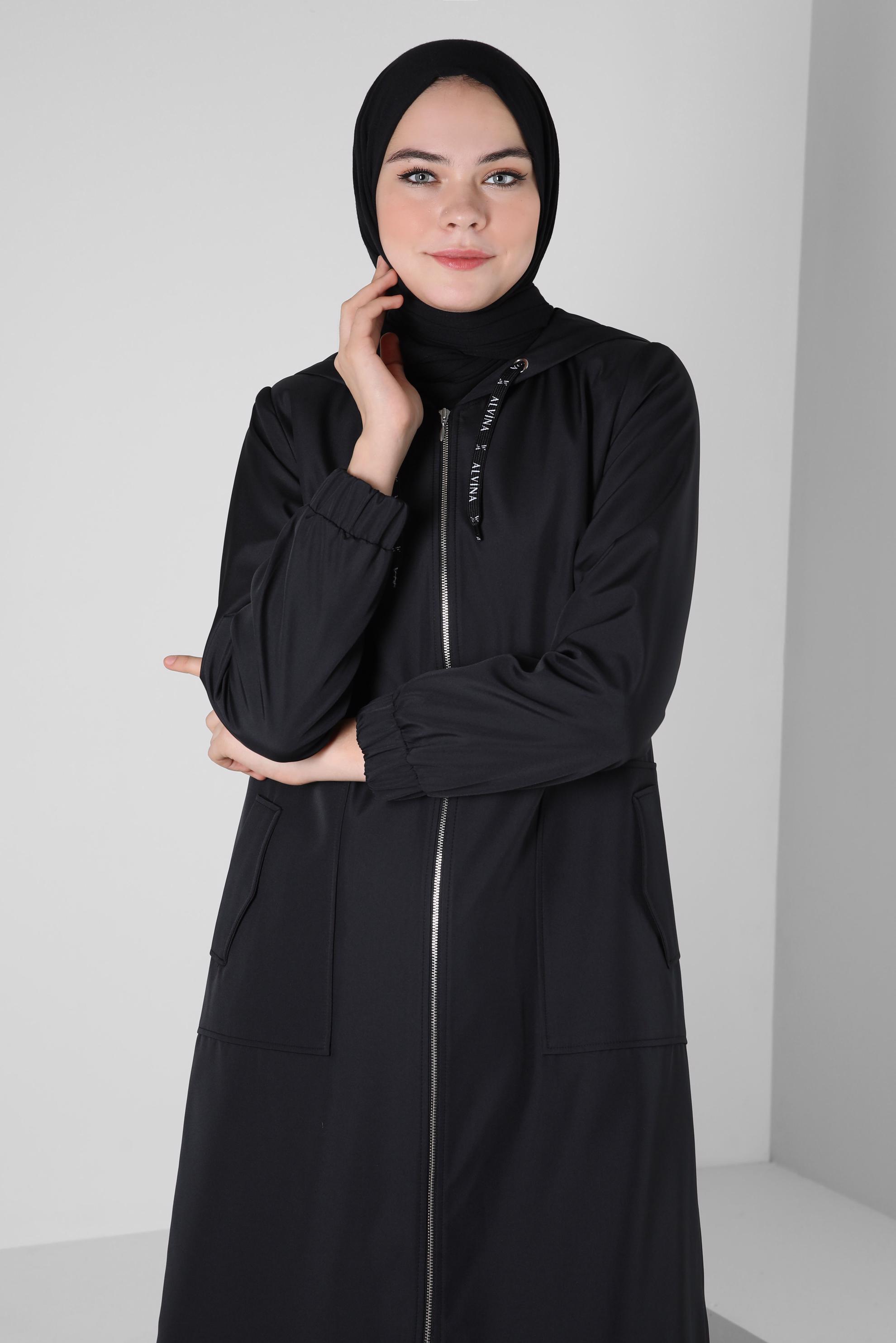 Tesettür giyim SİYAH KAPÜŞONLU TRENÇKOT 10802