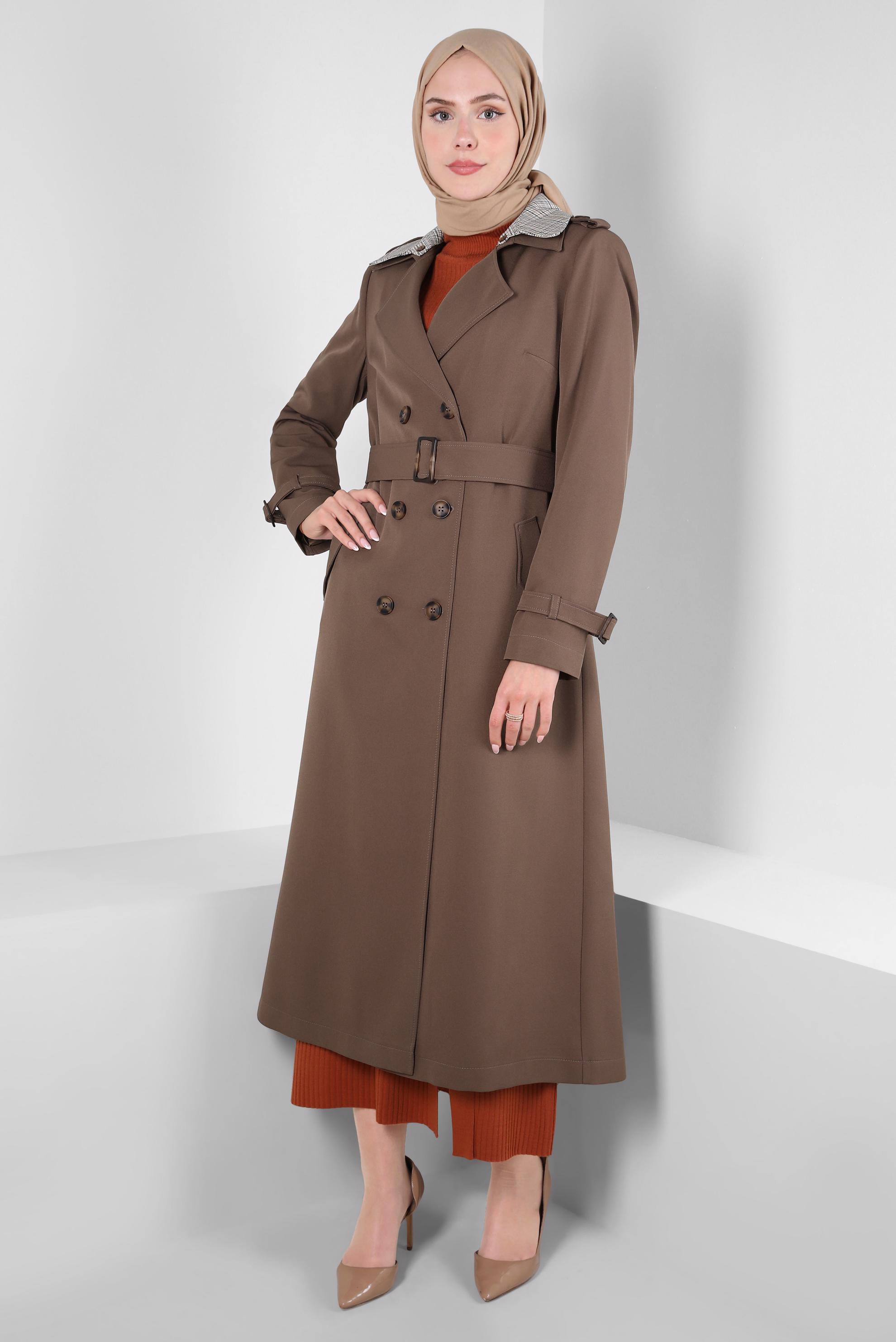 Tesettür giyim VİZON KRUVAZE YAKA KEMERLİ TRENÇKOT 10826