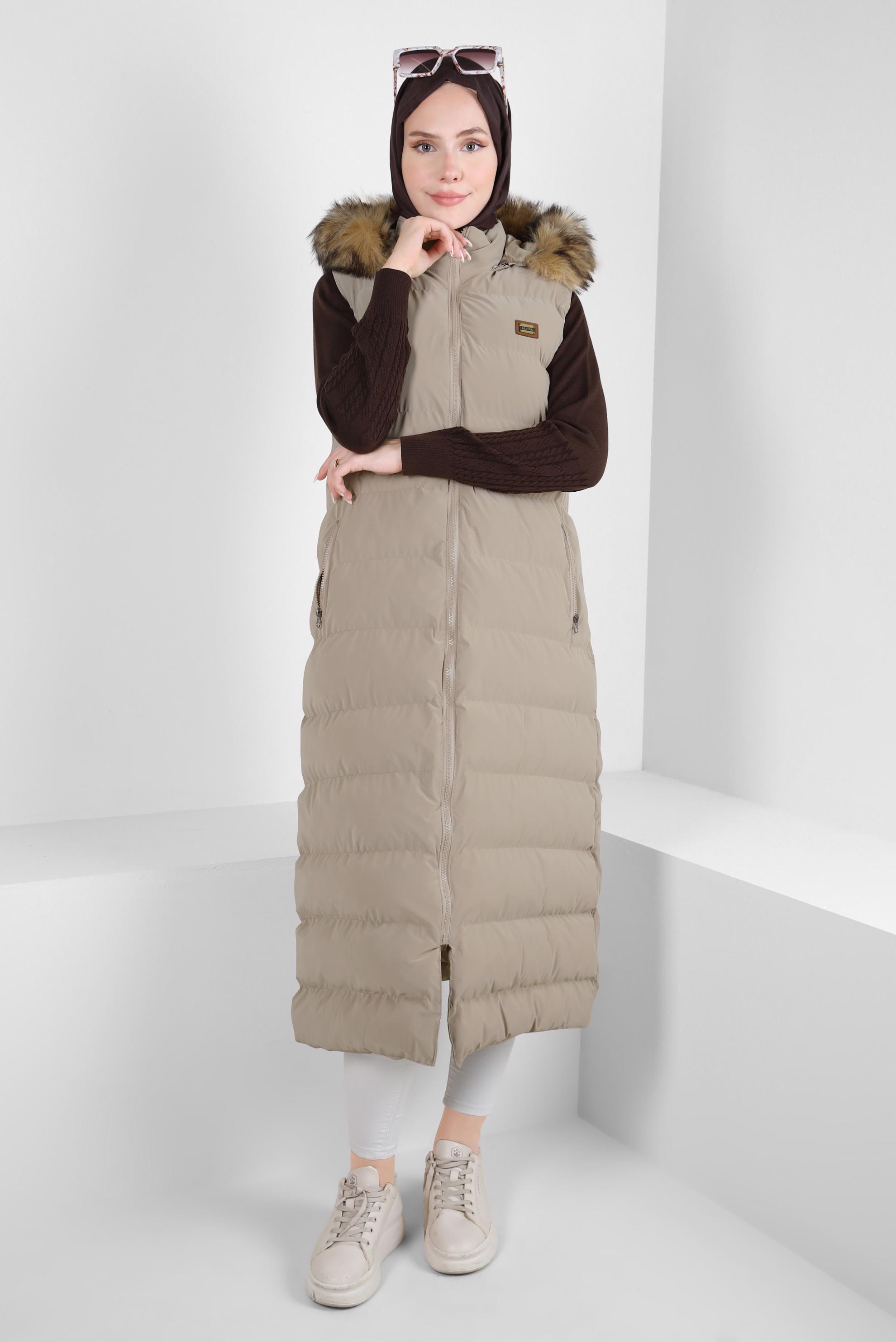 Tesettür giyim BEJ KAPÜŞONLU ŞİŞME YELEK 90418