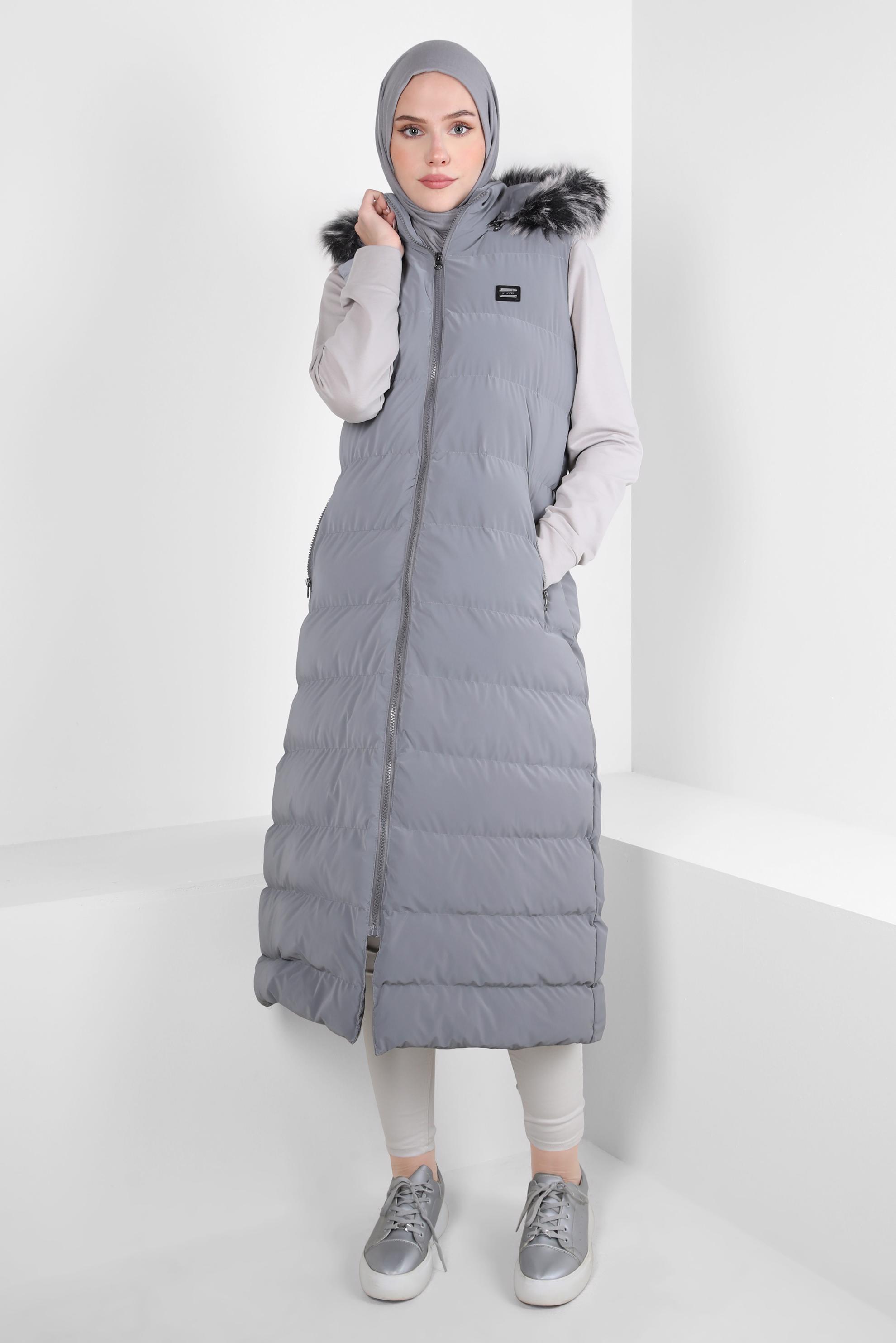 Tesettür giyim GRİ KAPÜŞONLU ŞİŞME YELEK 90418