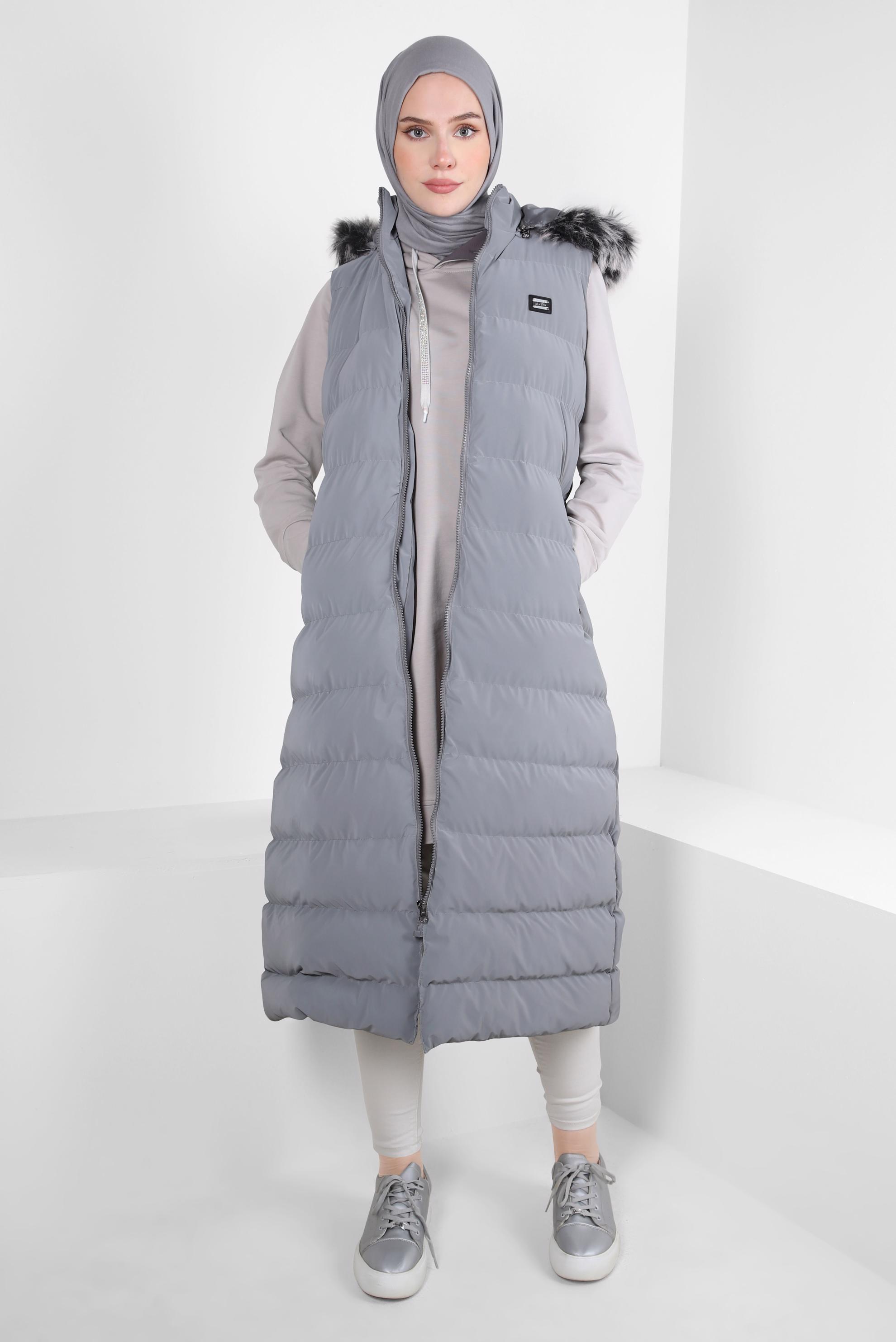 Tesettür giyim GRİ KAPÜŞONLU ŞİŞME YELEK 90418