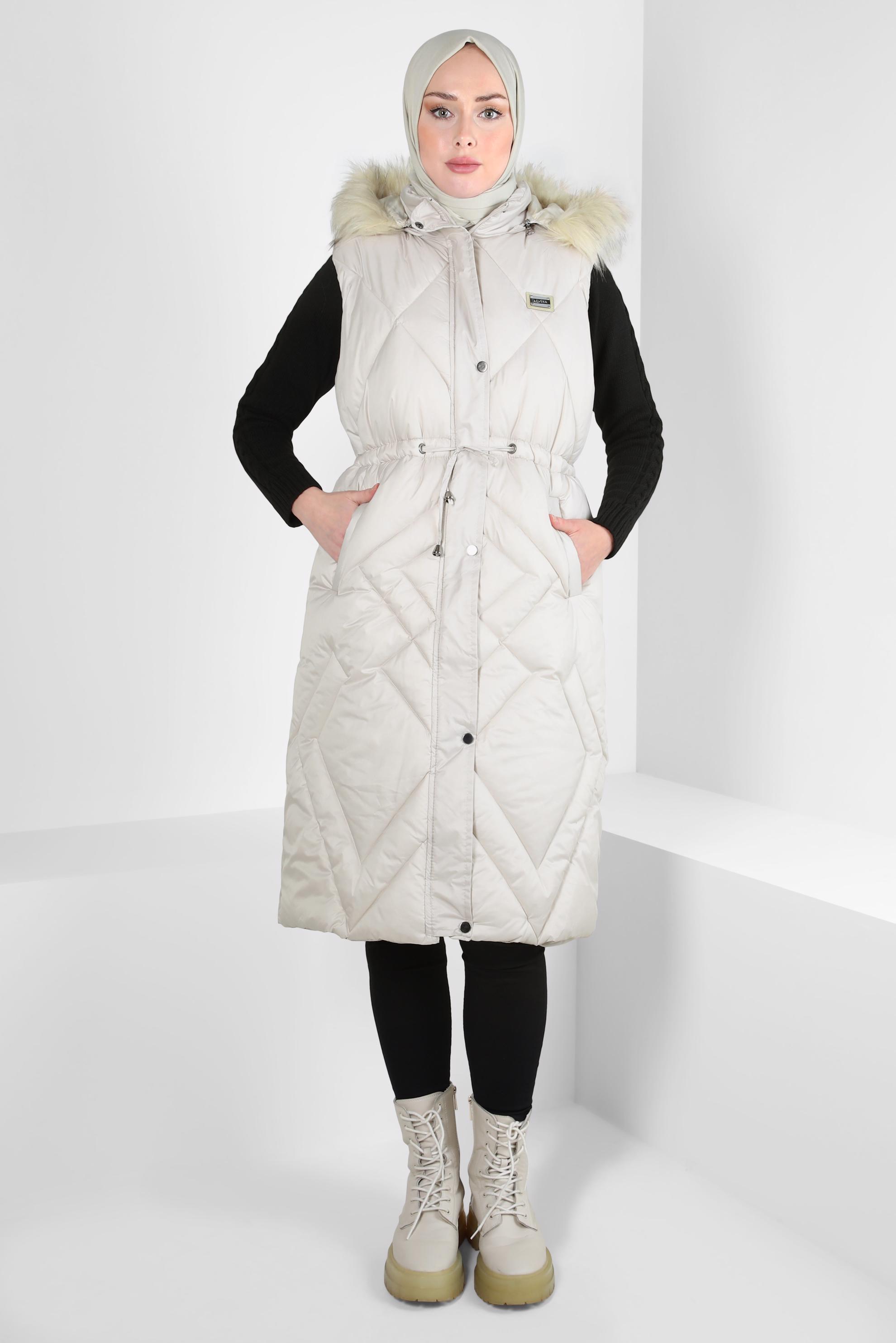 Tesettür giyim BEJ KAPÜŞONLU ŞİŞME YELEK 90441