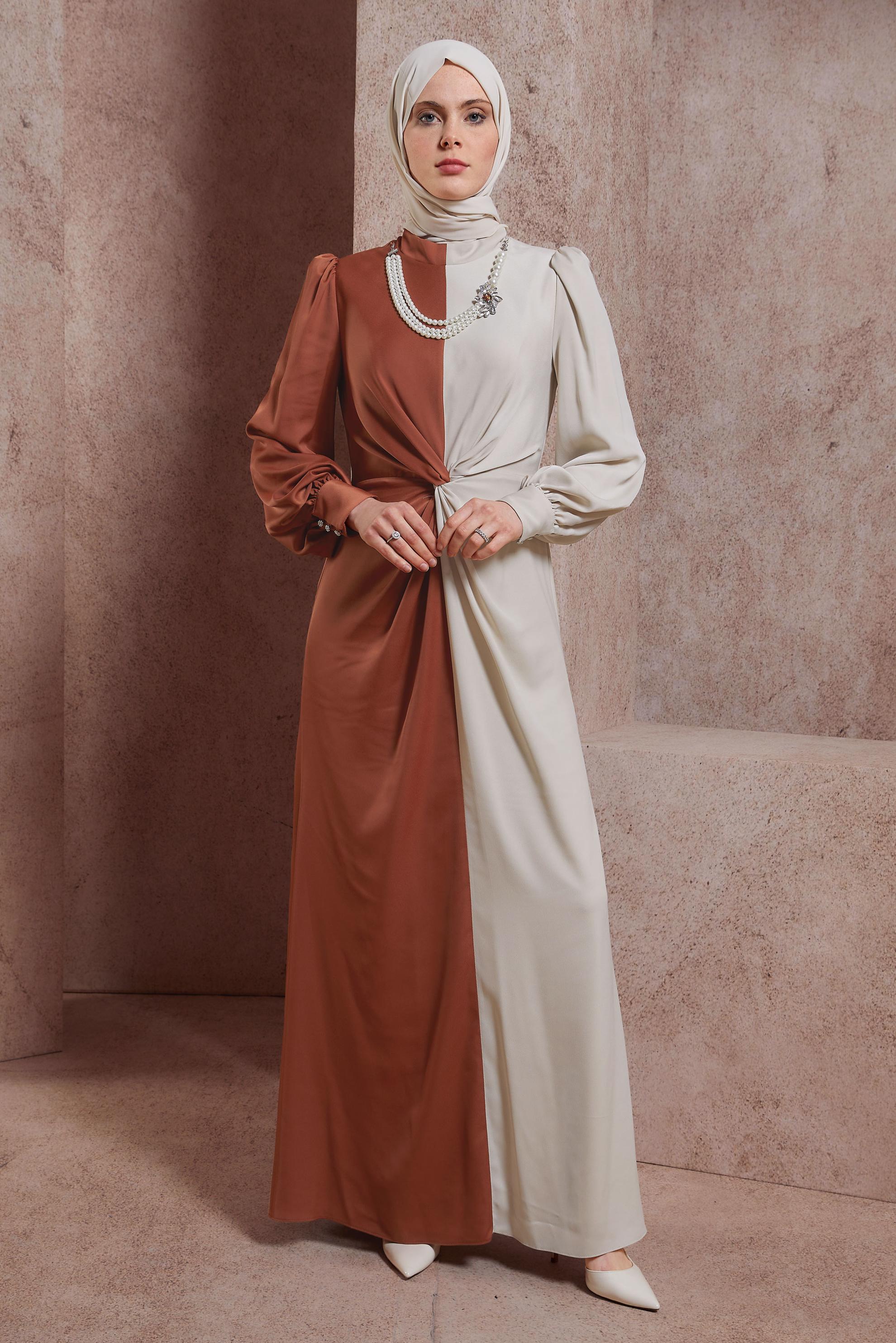 Tesettür giyim TURUNCU İKİ RENKLİ AKSESUARLI ABİYE ELBİSE 50401