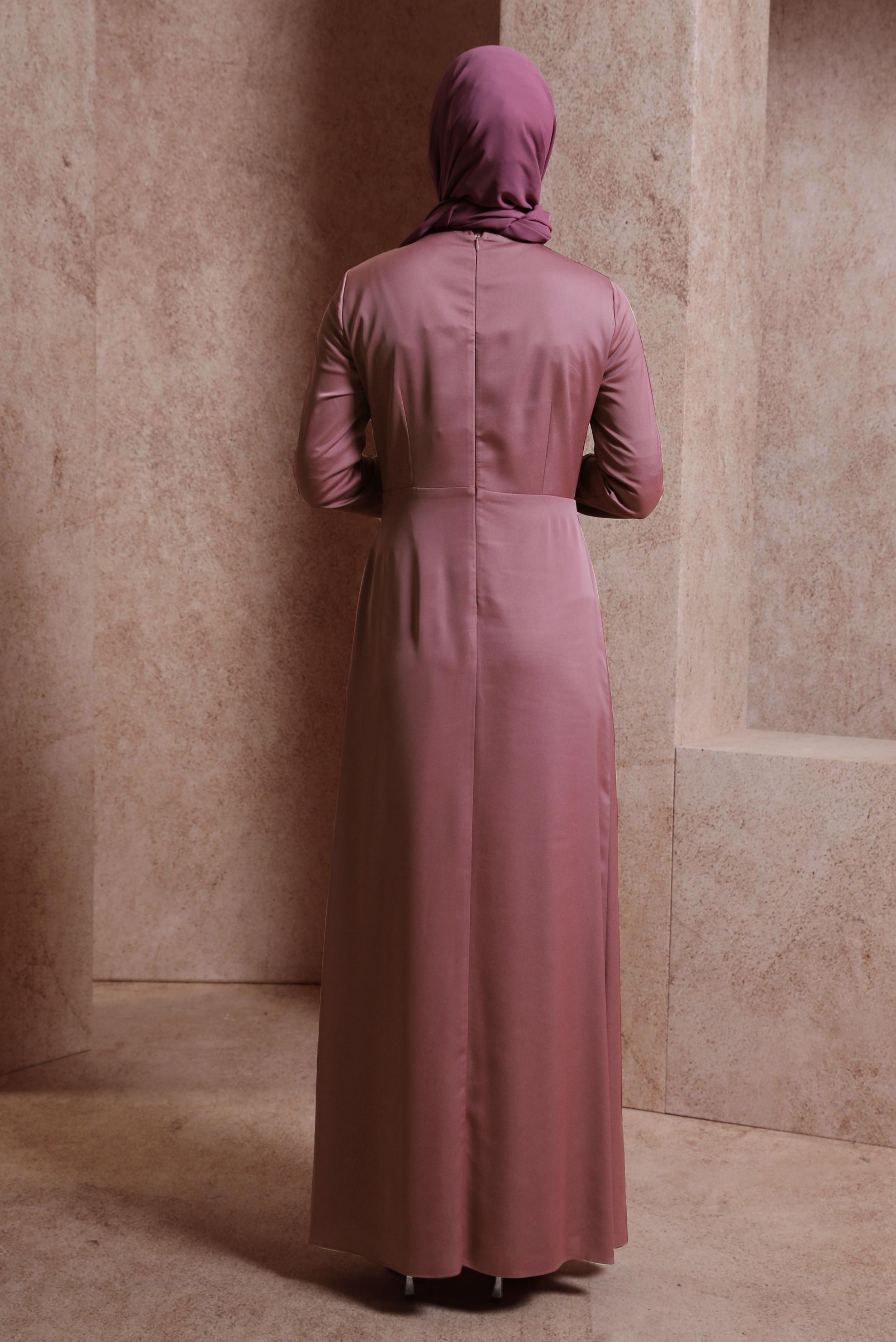 Tesettür giyim PEMBE TAŞ DETAYLI SATEN ABİYE ELBİSE 50402