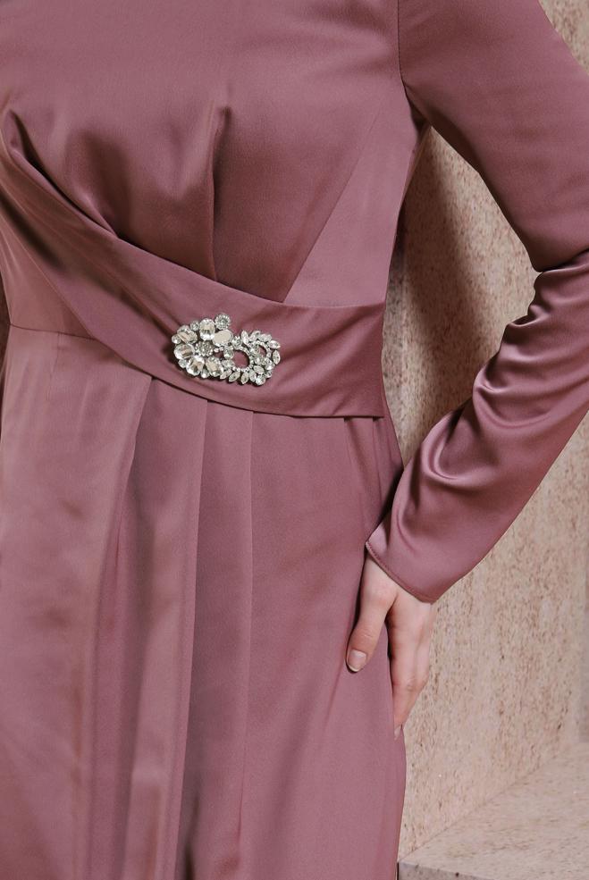 Tesettür giyim PEMBE TAŞ DETAYLI SATEN ABİYE ELBİSE 50402 - ALVİNA