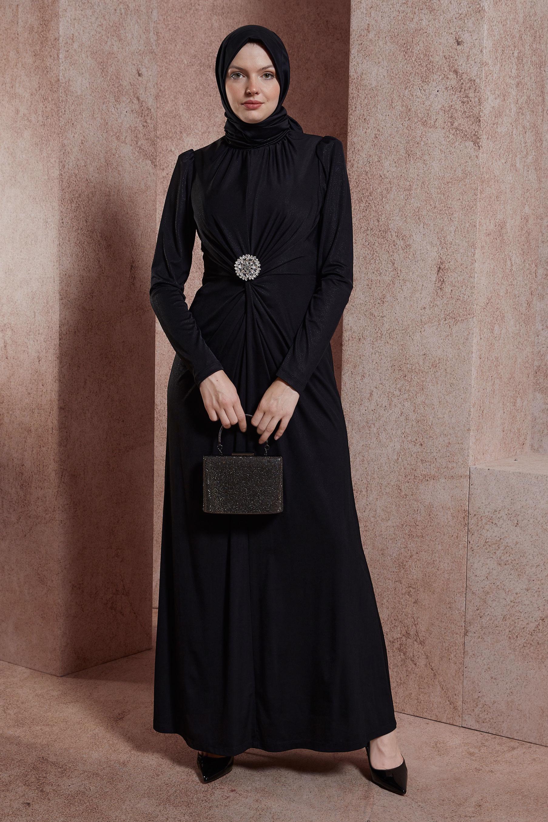 Tesettür giyim SİYAH TAŞ BROŞ DETAYLI ABİYE ELBİSE 50416