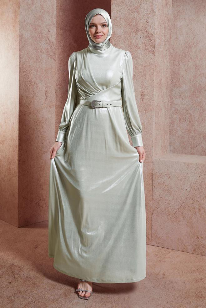 Tesettür giyim BEYAZ KEMERLİ SİMLİ ABİYE ELBİSE 50417 - ALVİNA