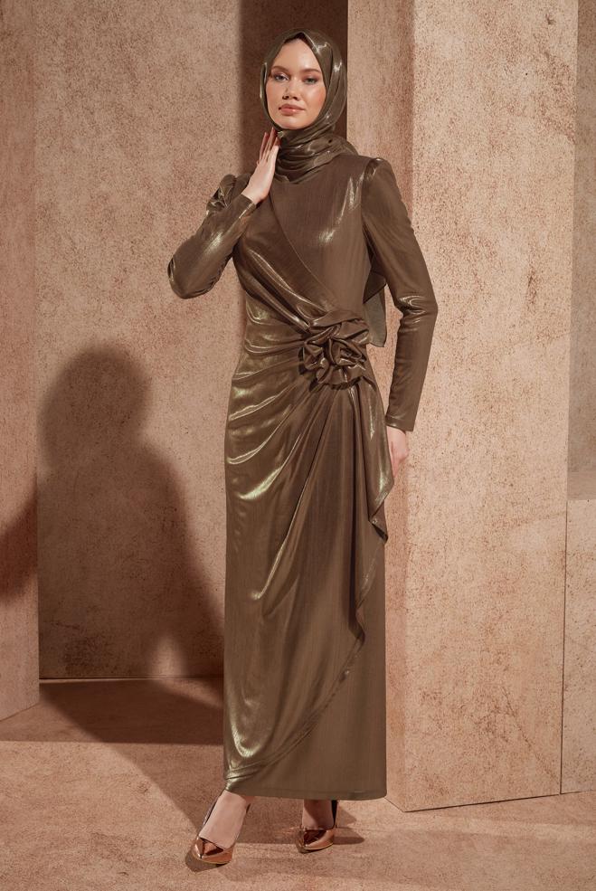 Tesettür giyim BAKIR / BRONZ BÜZGÜ DETAYLI ABİYE ELBİSE 50418 - ALVİNA