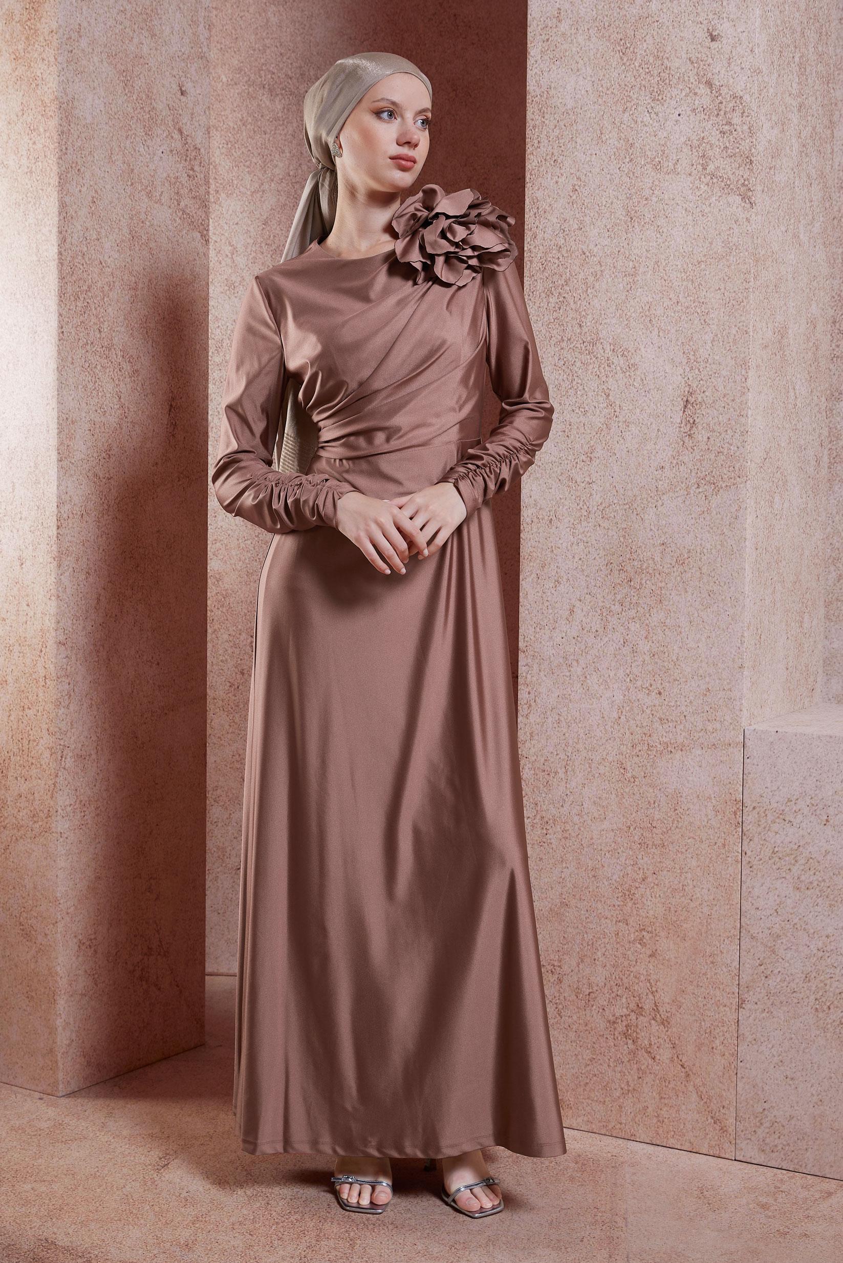 Tesettür giyim PEMBE AKSESUAR DETAYLI ABİYE ELBİSE 50420