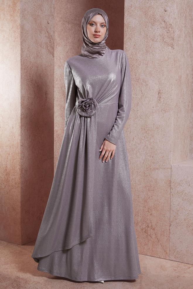 Tesettür giyim MOR ÇİÇEK DETAYLI ABİYE 50421 - ALVİNA