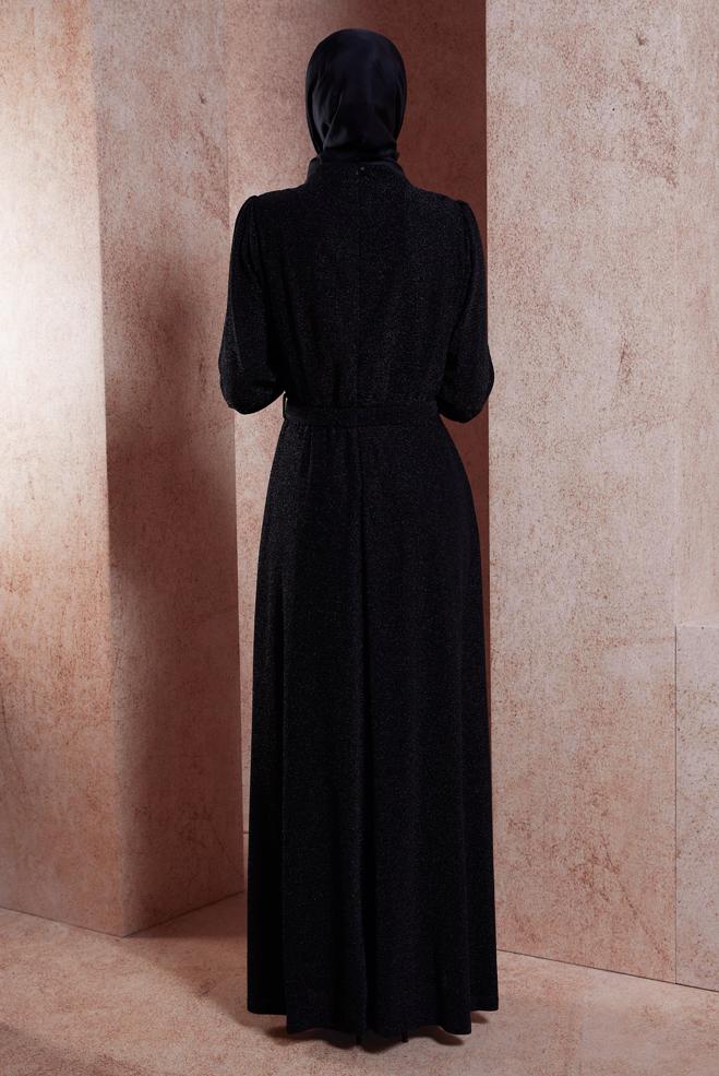 Tesettür giyim SİYAH KEMERLİ SİMLİ ABİYE ELBİSE 50424 - ALVİNA