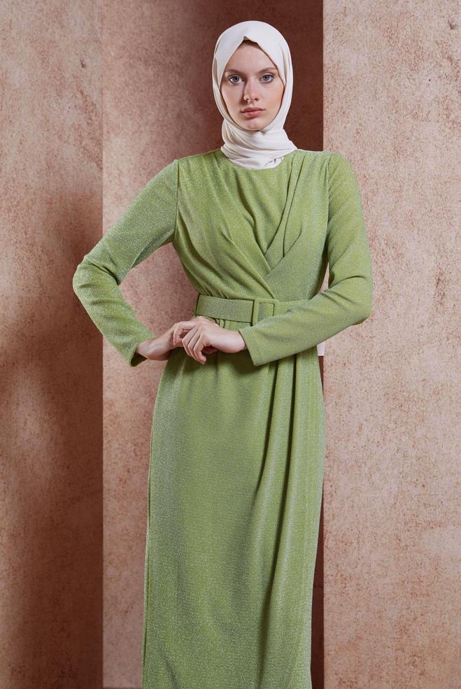 Tesettür giyim YEŞİL KEMERLİ SİMLİ ABİYE ELBİSE 50428 - ALVİNA